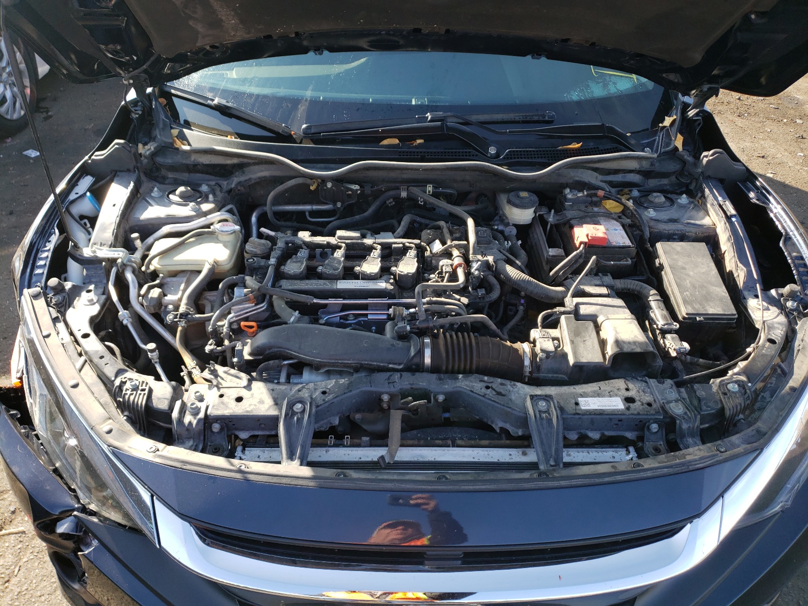 Photo 7 from auction – 2018 HONDA CIVIC EXL with VIN JHMFC1F74JX018388