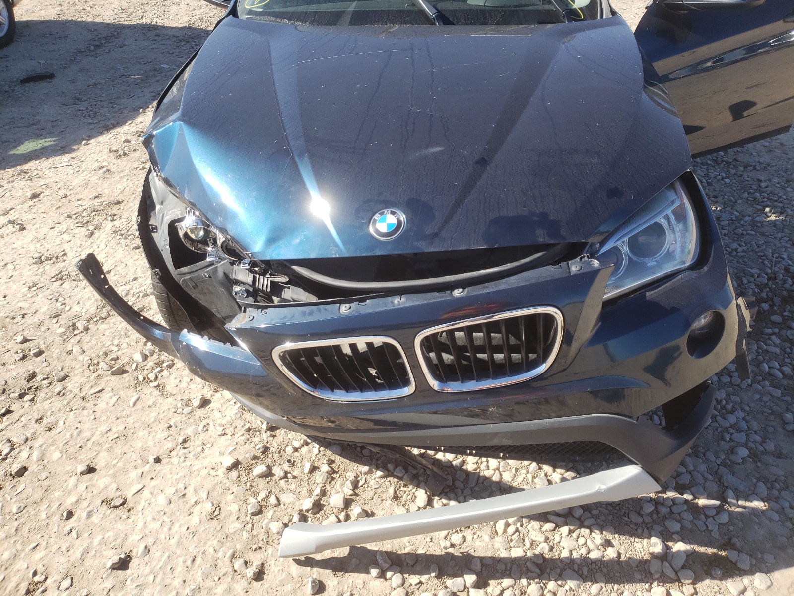 Photo 7 from auction – 2014 BMW X1 XDRIVE2 with VIN WBAVL1C57EVY17399
