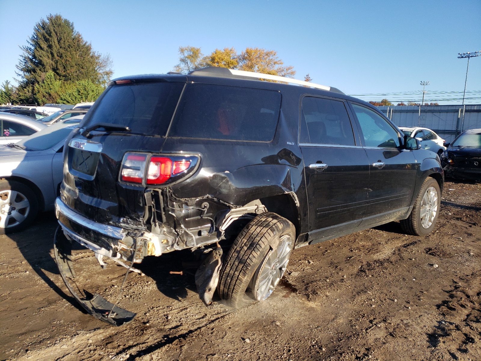 Photo 4 from auction – 2017 GMC ACADIA LIM with VIN 1GKKVSKD8HJ308842