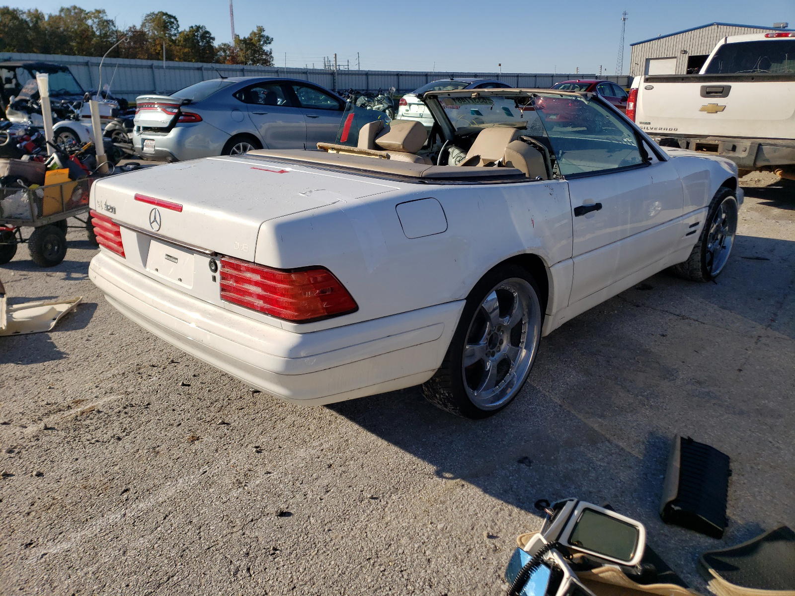 Photo 4 from auction – 1997 MERCEDES-BENZ SL 320 with VIN WDBFA63F5VF144141