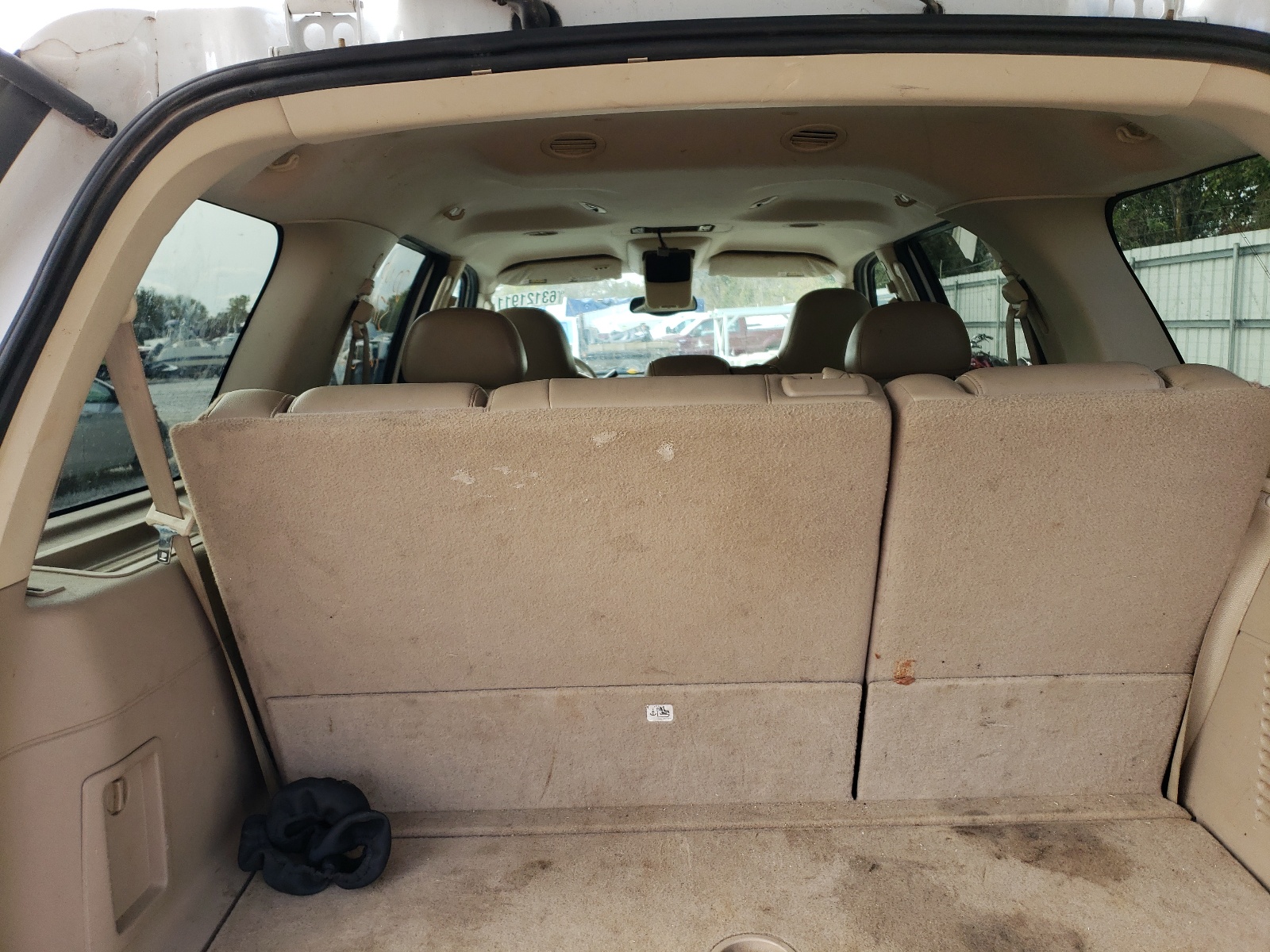 صورة رقم 6 من المزاد - 2004 FORD EXPEDITION مع VIN 1FMPU17L64LB30034