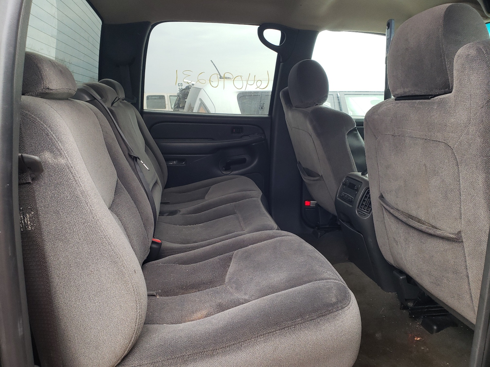 Photo 6 from auction – 2006 GMC NEW SIERRA with VIN 2GTEK13T861237926