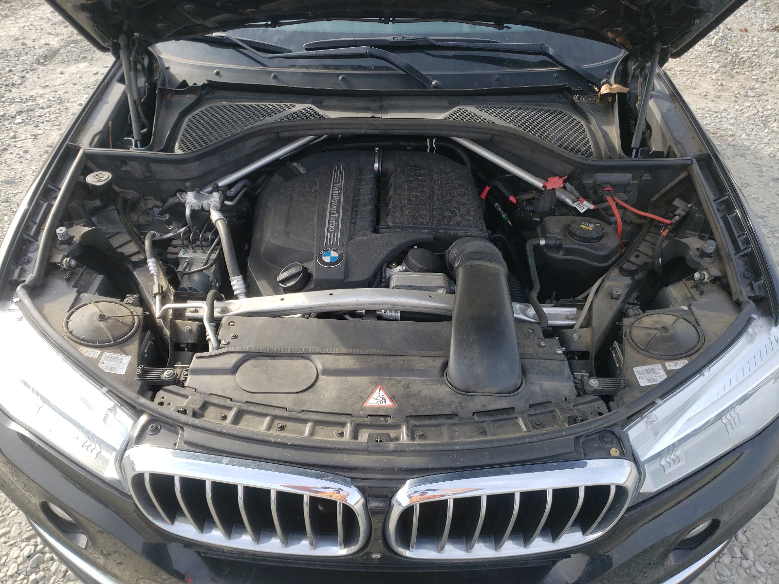 Photo 7 from auction – 2015 BMW X5 SDRIVE3 with VIN 5UXKR2C5XF0H36987