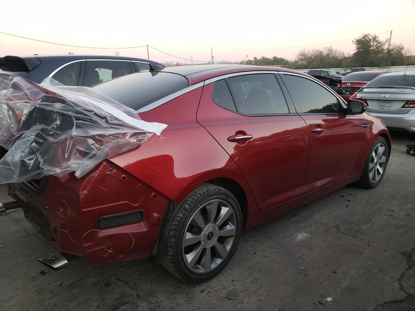 Photo 4 from auction – 2012 KIA OPTIMA SX with VIN 5XXGR4A62CG081326