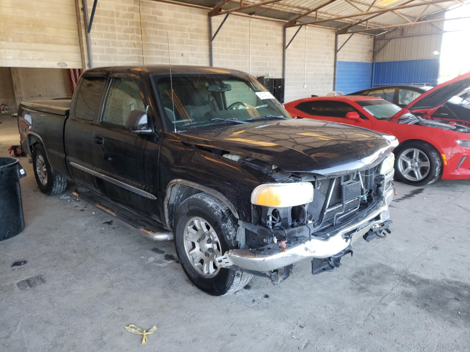GMC NEW SIERRA 2005 with VIN 1GTEC19TX5Z130144 - Photo from auction