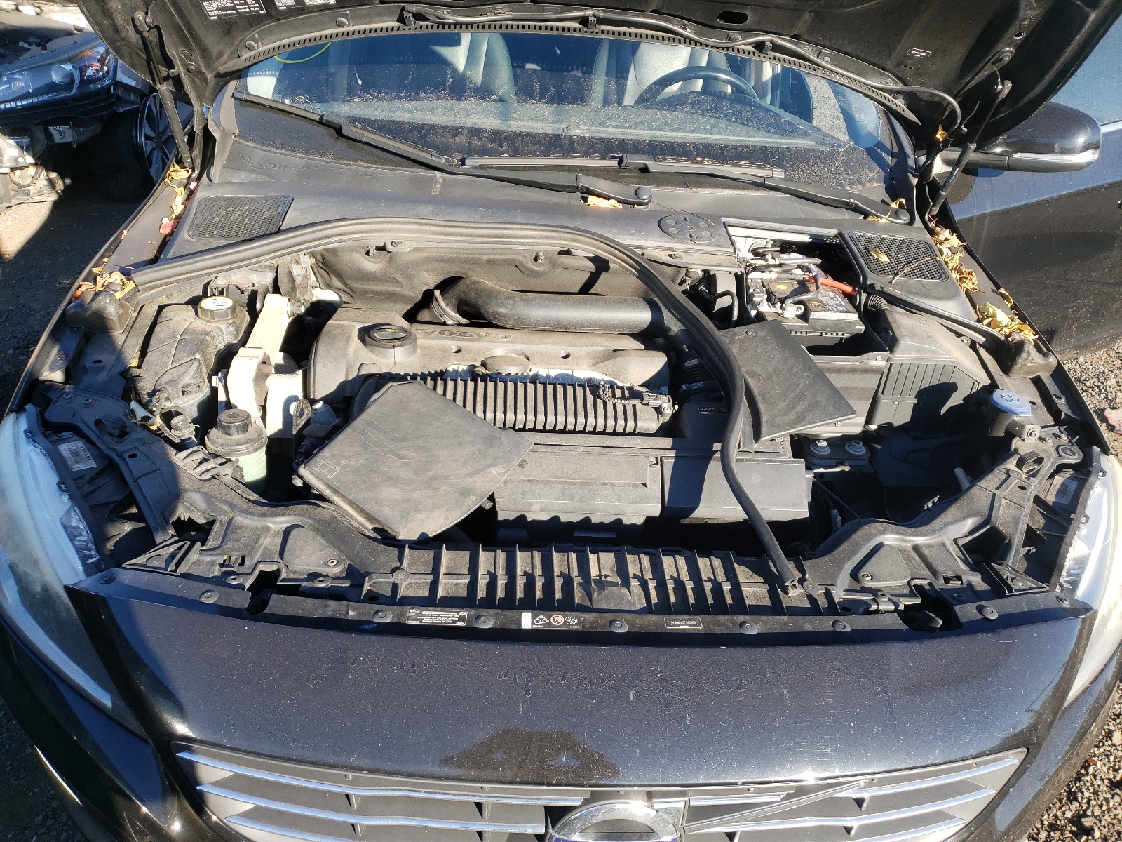 Photo 7 from auction – 2015 VOLVO S60 PREMIE with VIN YV1612TK5F1333050