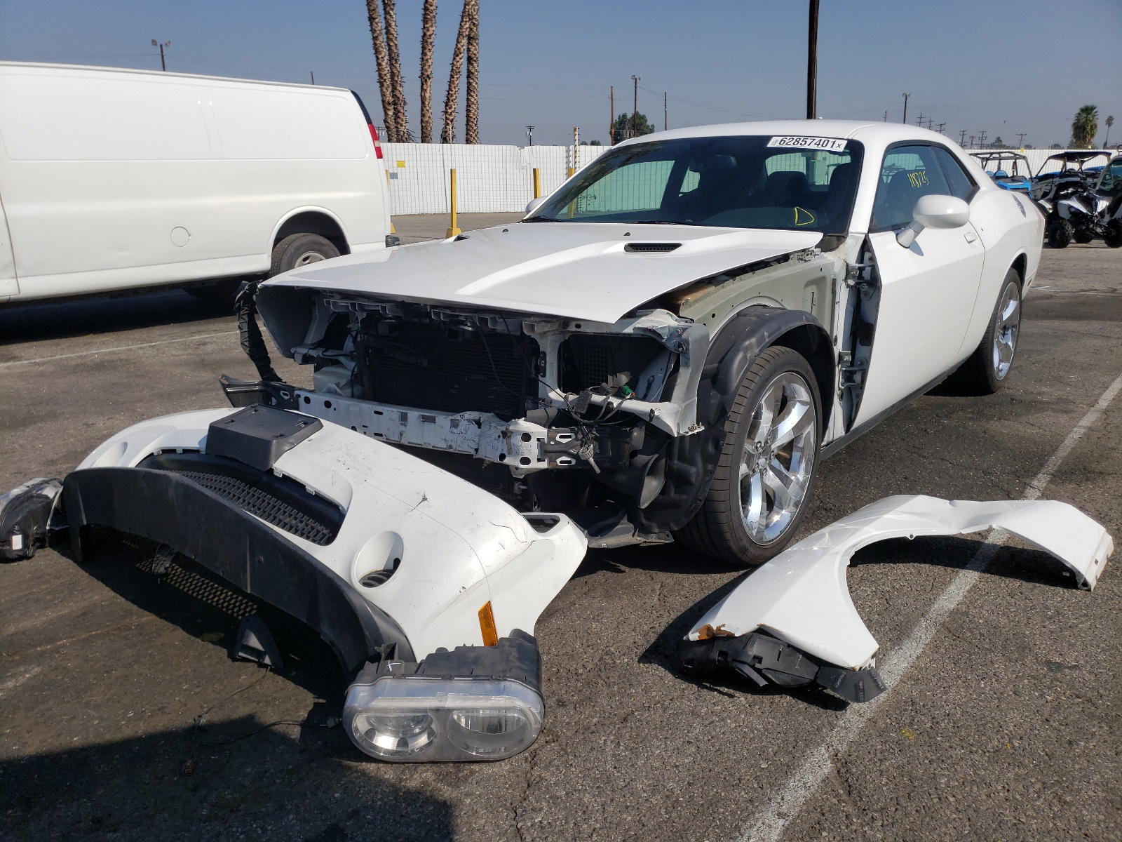 Photo 2 from auction – 2013 DODGE CHALLENGER with VIN 2C3CDYAG3DH649731