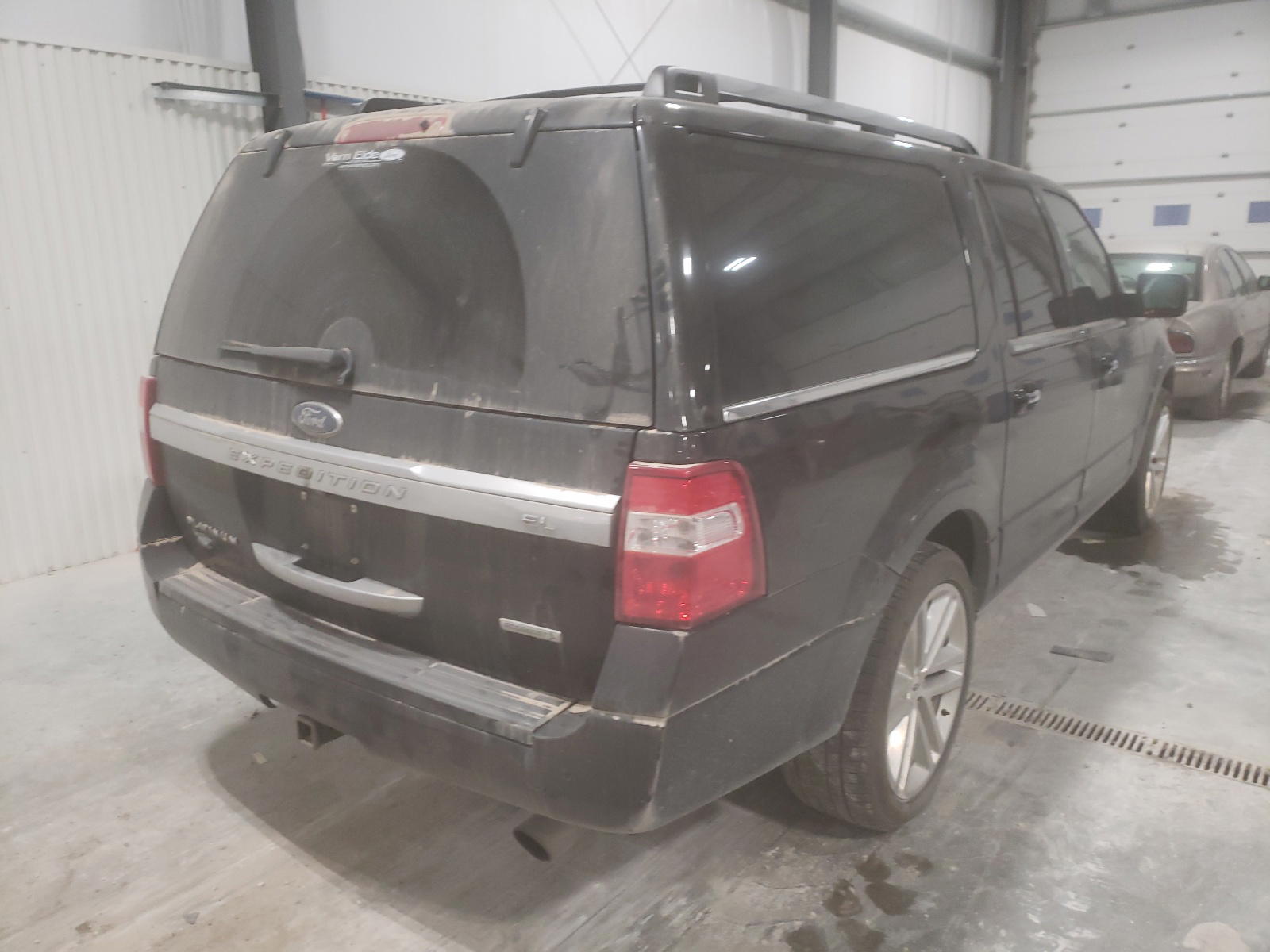 Photo 4 from auction – 2017 FORD EXPEDITION with VIN 1FMJK1MT4HEA01008