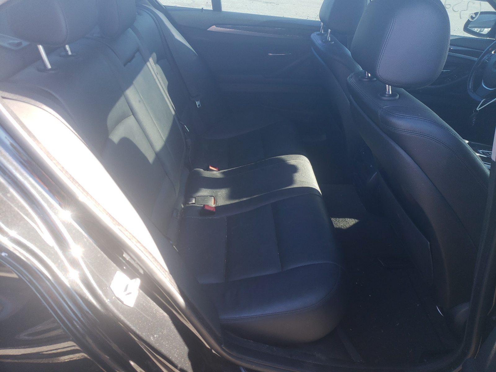 صورة رقم 6 من المزاد - 2015 BMW 535 XI مع VIN WBA5B3C51FD540397
