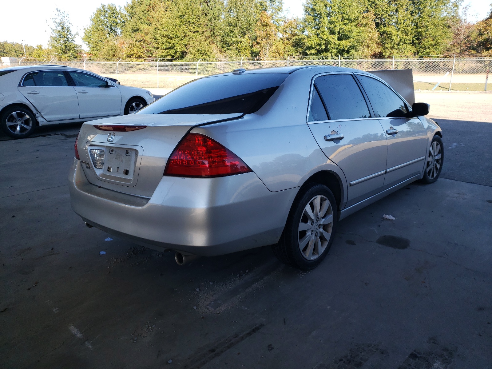Photo 4 from auction – 2007 HONDA ACCORD EX with VIN 1HGCM66577A027015