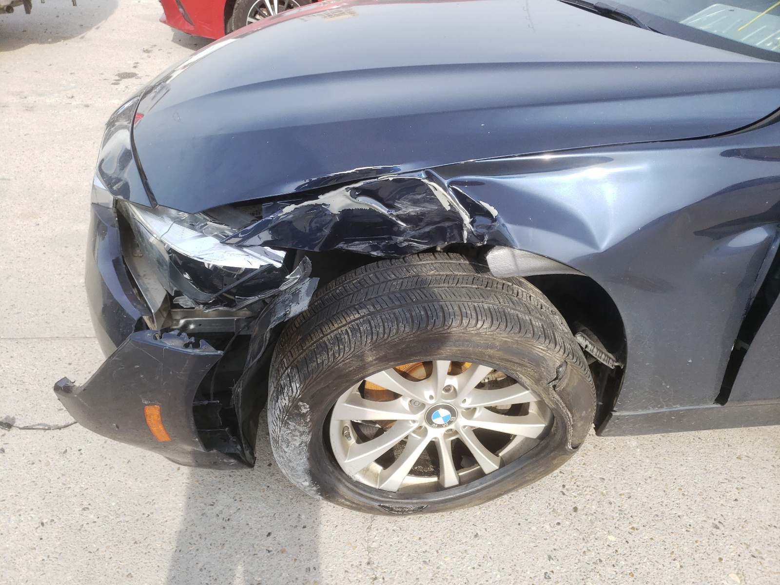 Photo 9 from auction – 2017 BMW 320 I with VIN WBA8E1G31HNU17701