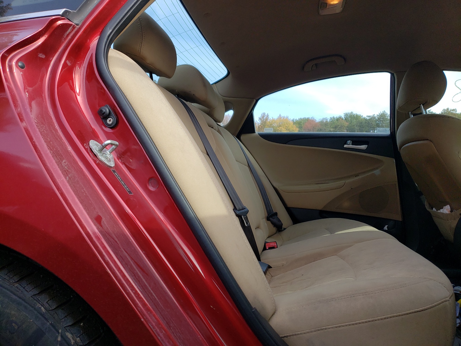 Photo 6 from auction – 2011 HYUNDAI SONATA GLS with VIN 5NPEB4AC0BH185303