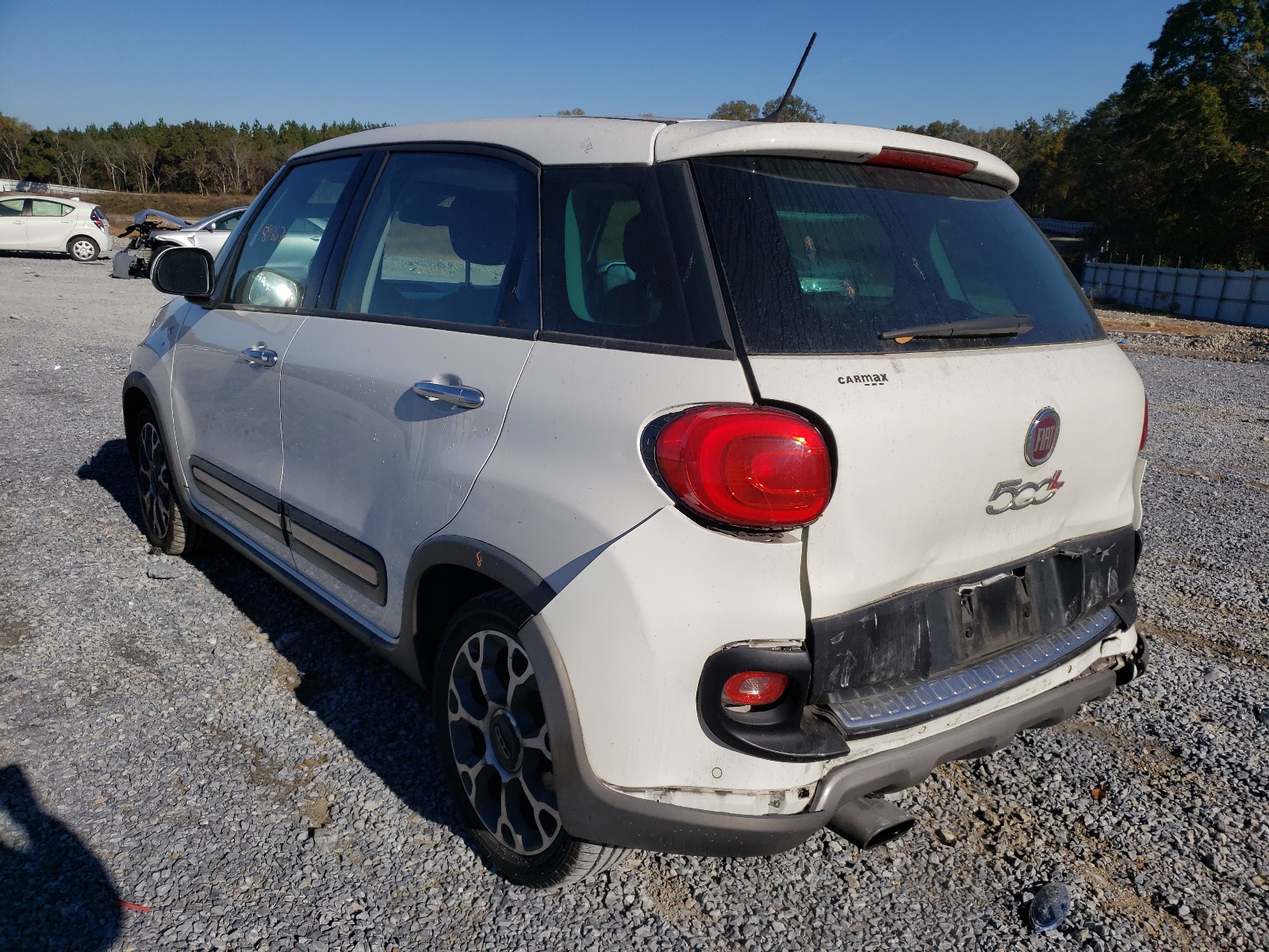 Photo 3 from auction – 2014 FIAT 500L TREKK with VIN ZFBCFADH2EZ004574
