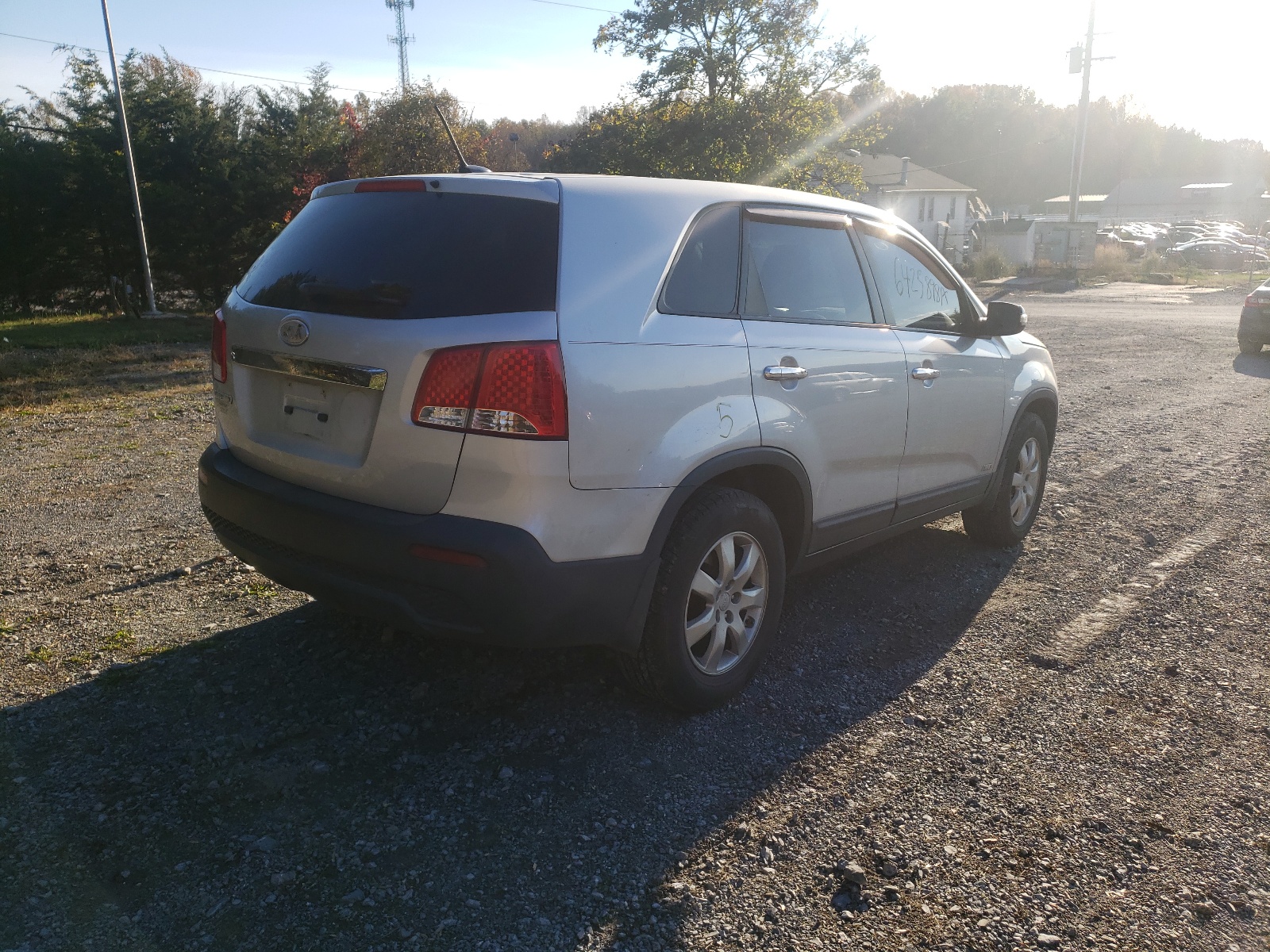 Photo 4 from auction – 2011 KIA SORENTO BA with VIN 5XYKTCA14BG010665