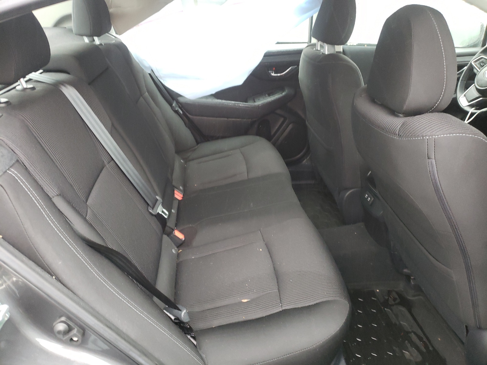 Photo 6 from auction – 2020 SUBARU LEGACY PRE with VIN 4S3BWAC69L3005696
