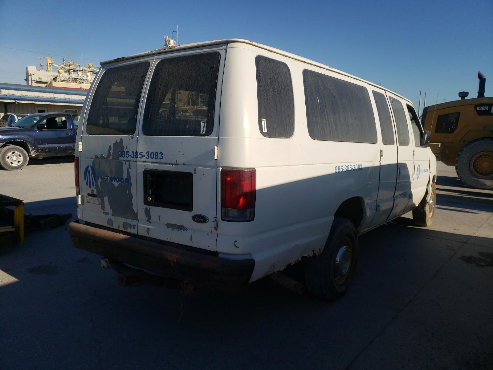 Photo 4 from auction – 2002 FORD E350 with VIN 1FBSS31L32HA74809