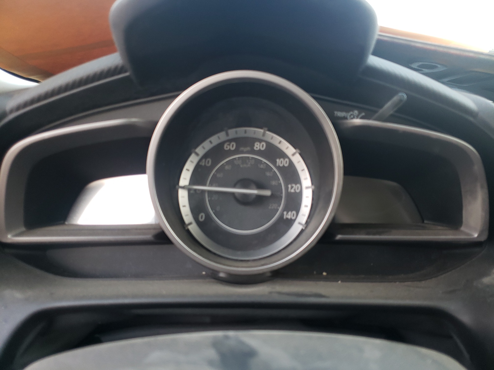 Zdjęcie 8 z aukcji – 2017 MAZDA CX-3 TOURI z VIN JM1DKFC7XH0145890