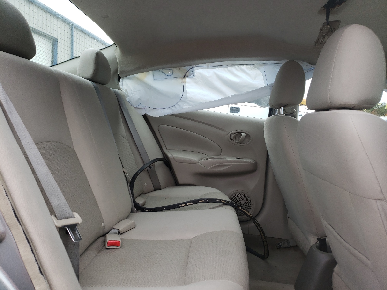Zdjęcie 6 z aukcji – 2012 NISSAN VERSA S z VIN 3N1CN7AP4CL836374