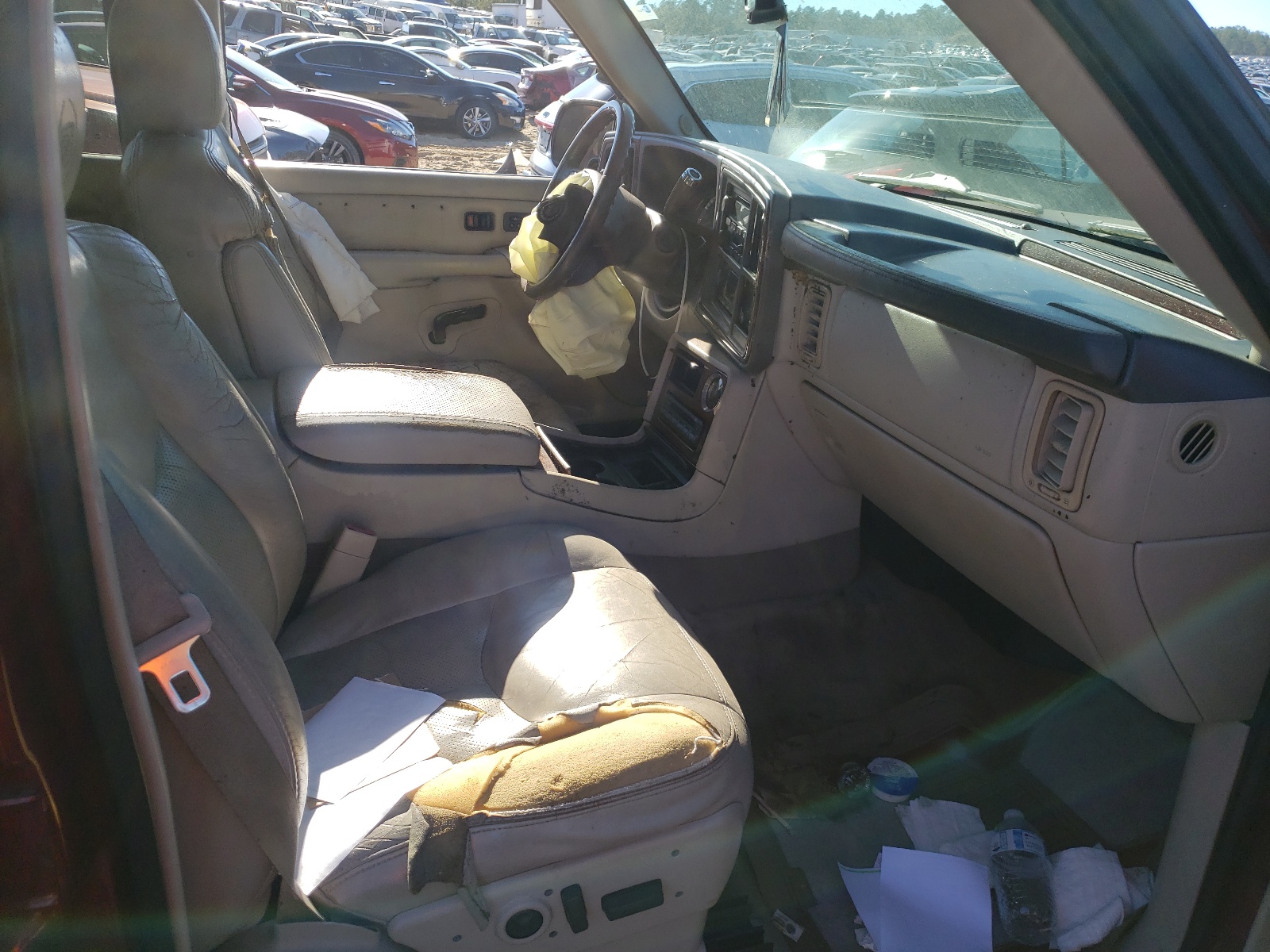 Photo 5 from auction – 2005 CADILLAC ESCALADE L with VIN 1GYEC63T95R123833
