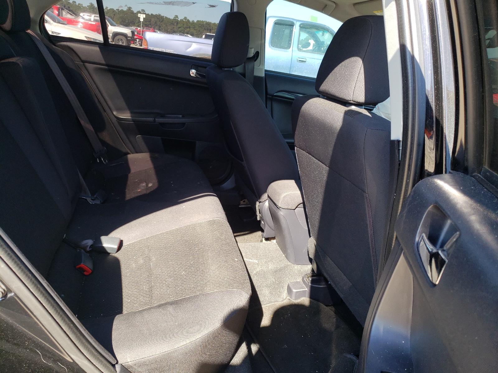 Photo 6 from auction – 2017 MITSUBISHI LANCER ES with VIN JA32U2FU4HU004073