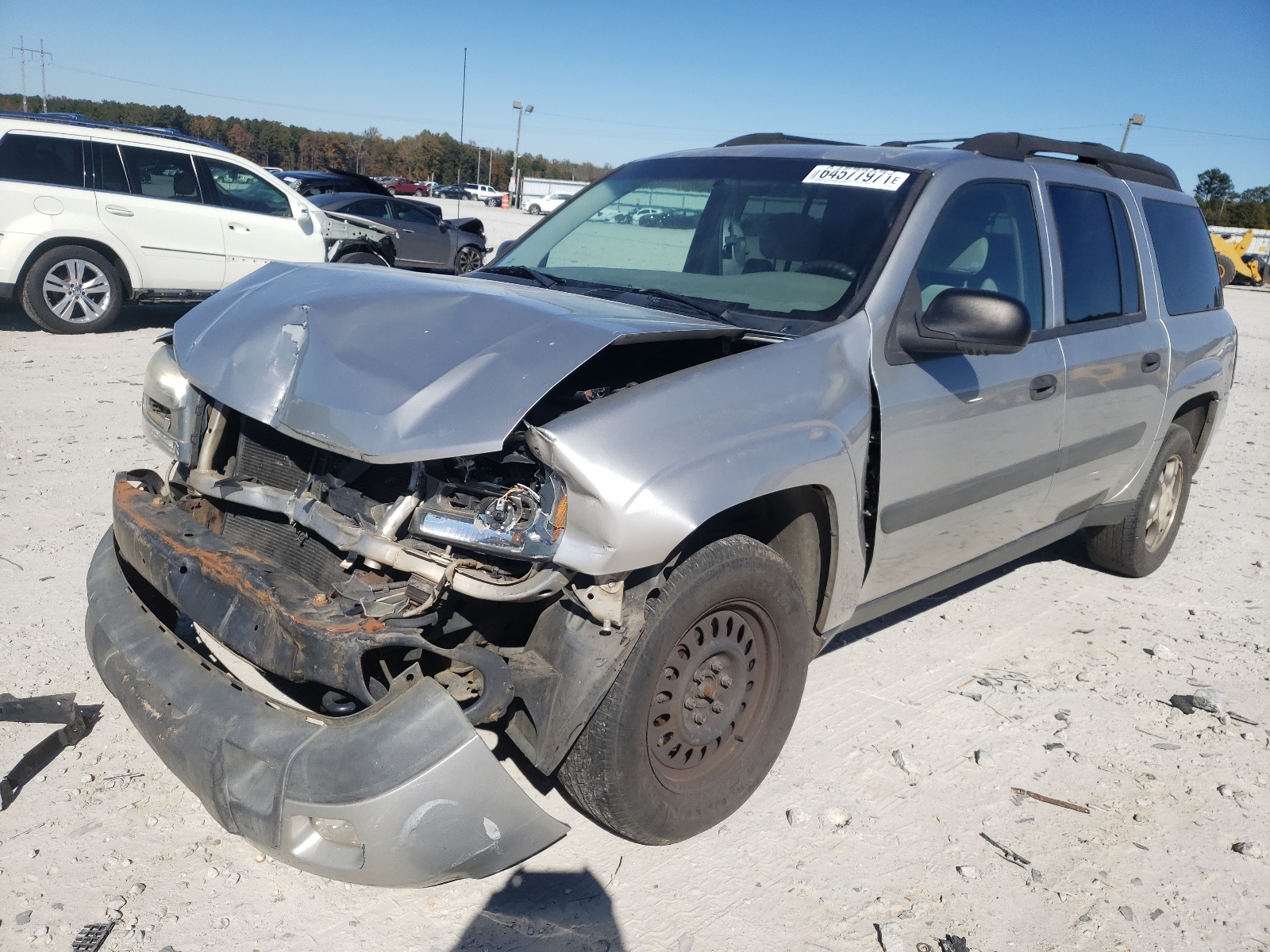 Photo 2 from auction – 2005 CHEVROLET TRAILBLAZE with VIN 1GNET16SX56129676