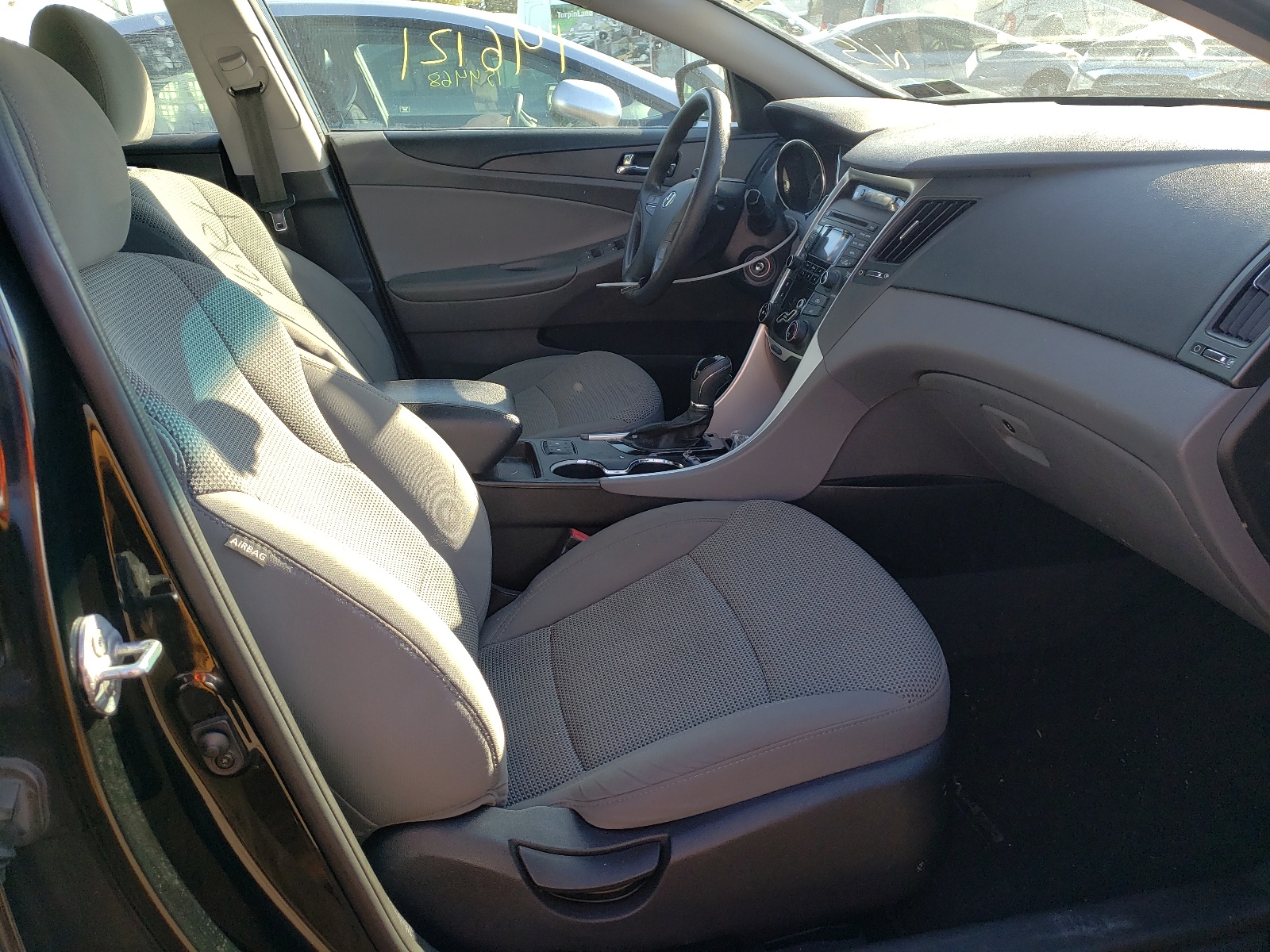 Photo 5 from auction – 2013 HYUNDAI SONATA with VIN 5NPEB4AC9DH772294