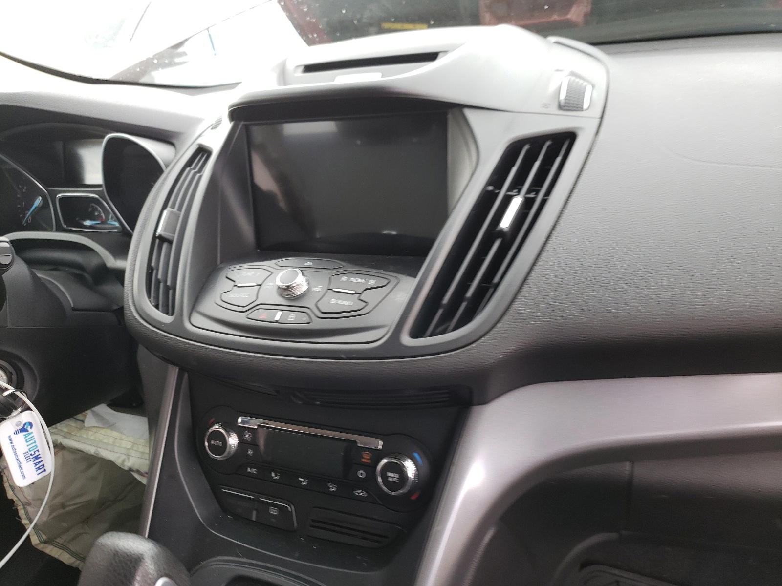 Photo 9 from auction – 2016 FORD ESCAPE SE with VIN 1FMCU9G95GUA26828