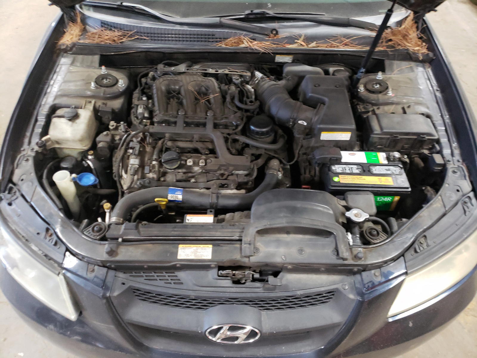 Photo 7 from auction – 2007 HYUNDAI SONATA with VIN 5NPEU46F47H209168
