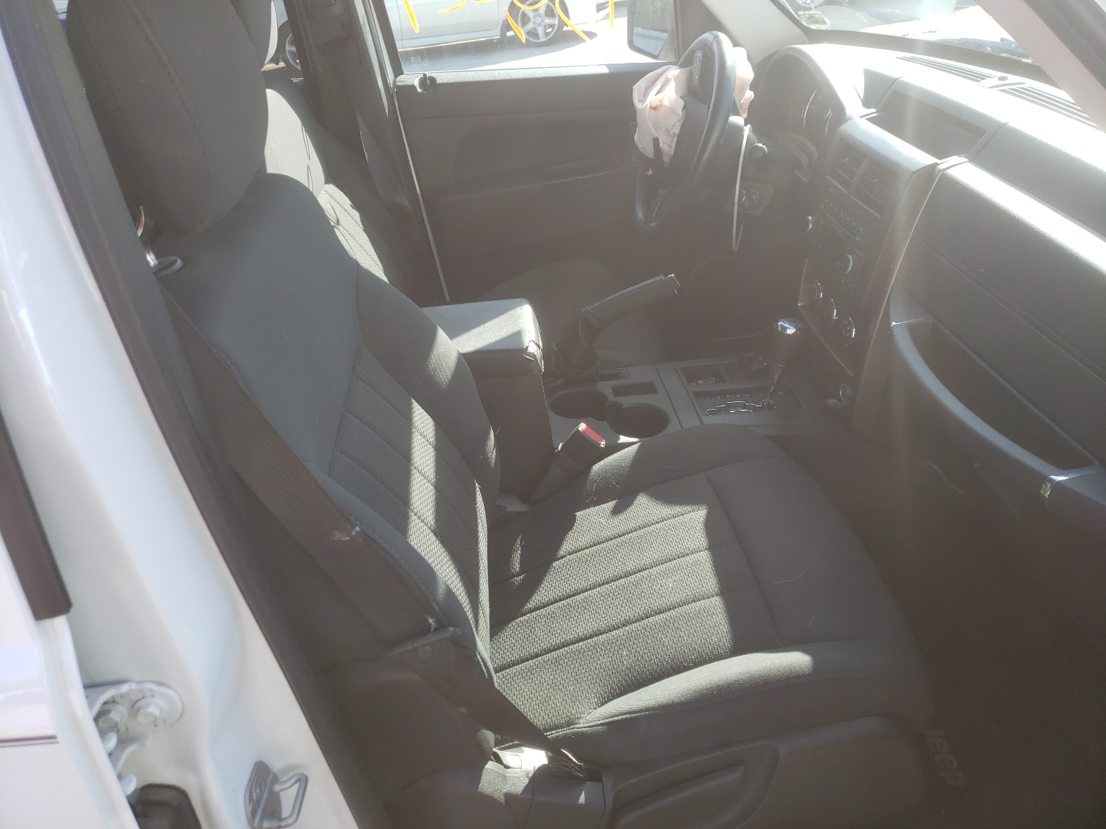 Photo 5 from auction – 2012 JEEP LIBERTY SP with VIN 1C4PJMAK5CW162274