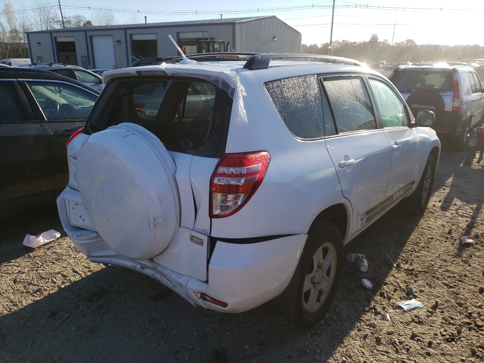 Zdjęcie 4 z aukcji – 2010 TOYOTA RAV4 z VIN 2T3JF4DV3AW075563