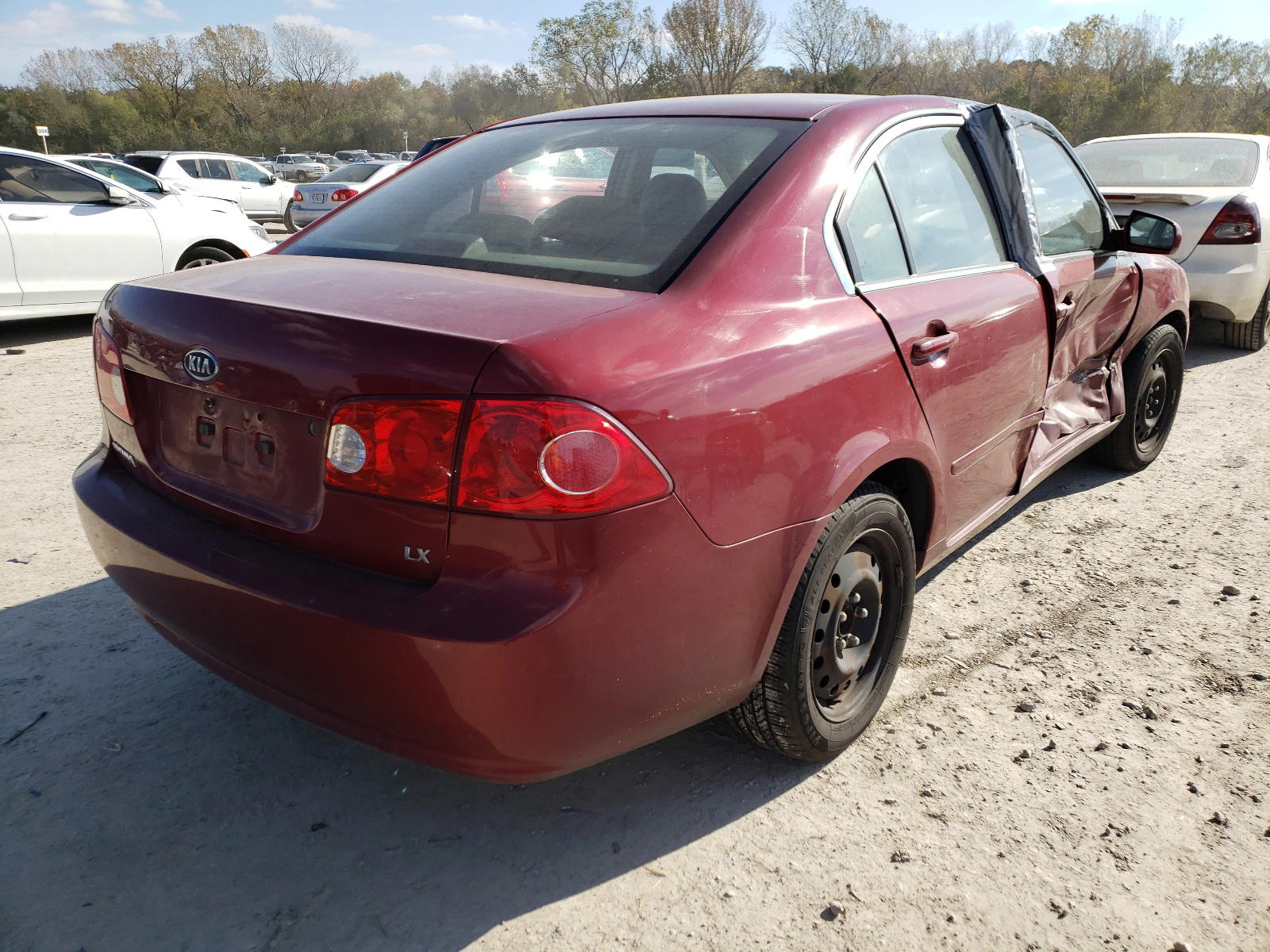 Photo 4 from auction – 2008 KIA OPTIMA LX with VIN KNAGE123785234127