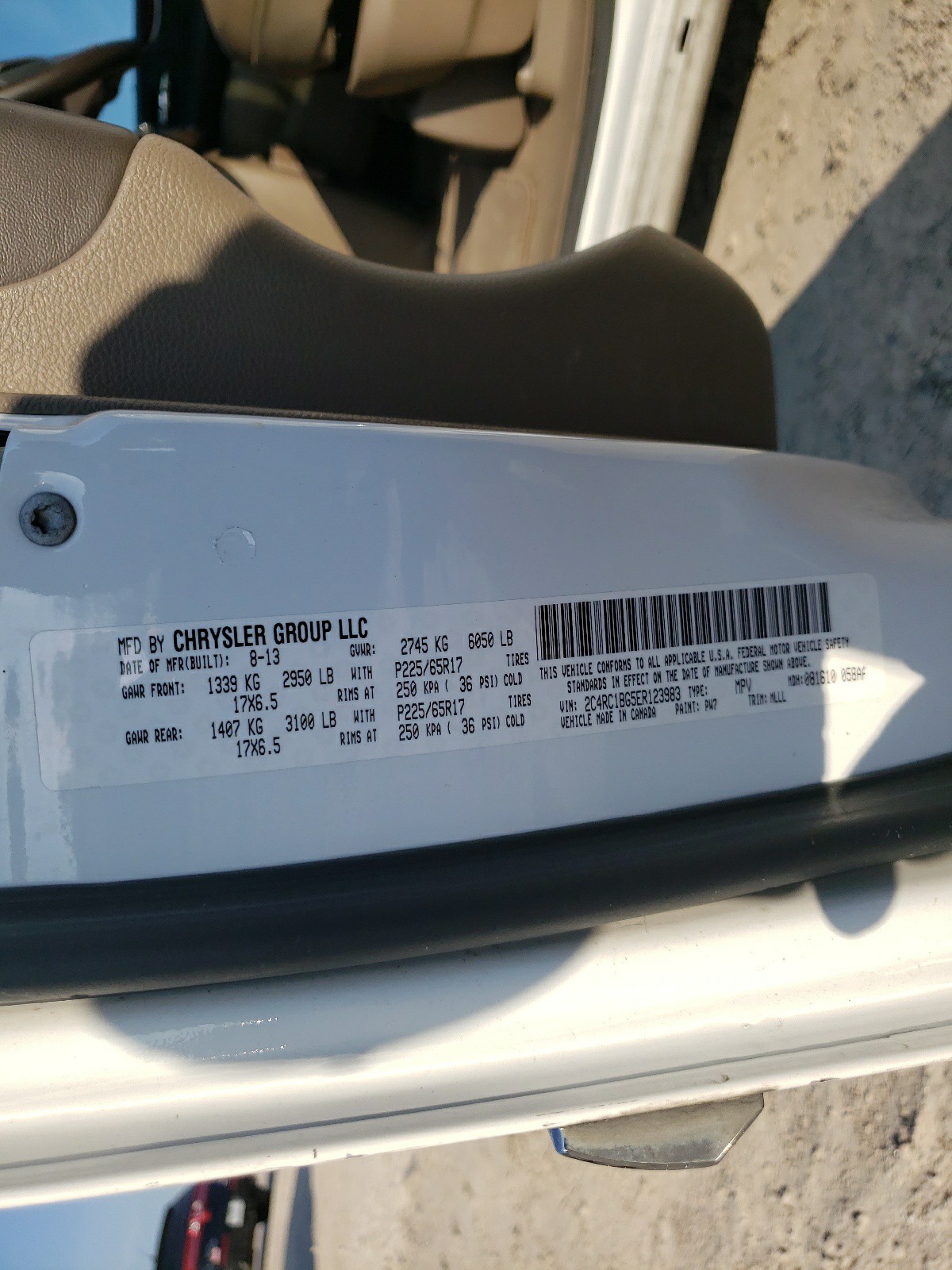 Photo 10 from auction – 2014 CHRYSLER TOWN & COU with VIN 2C4RC1BG5ER123983