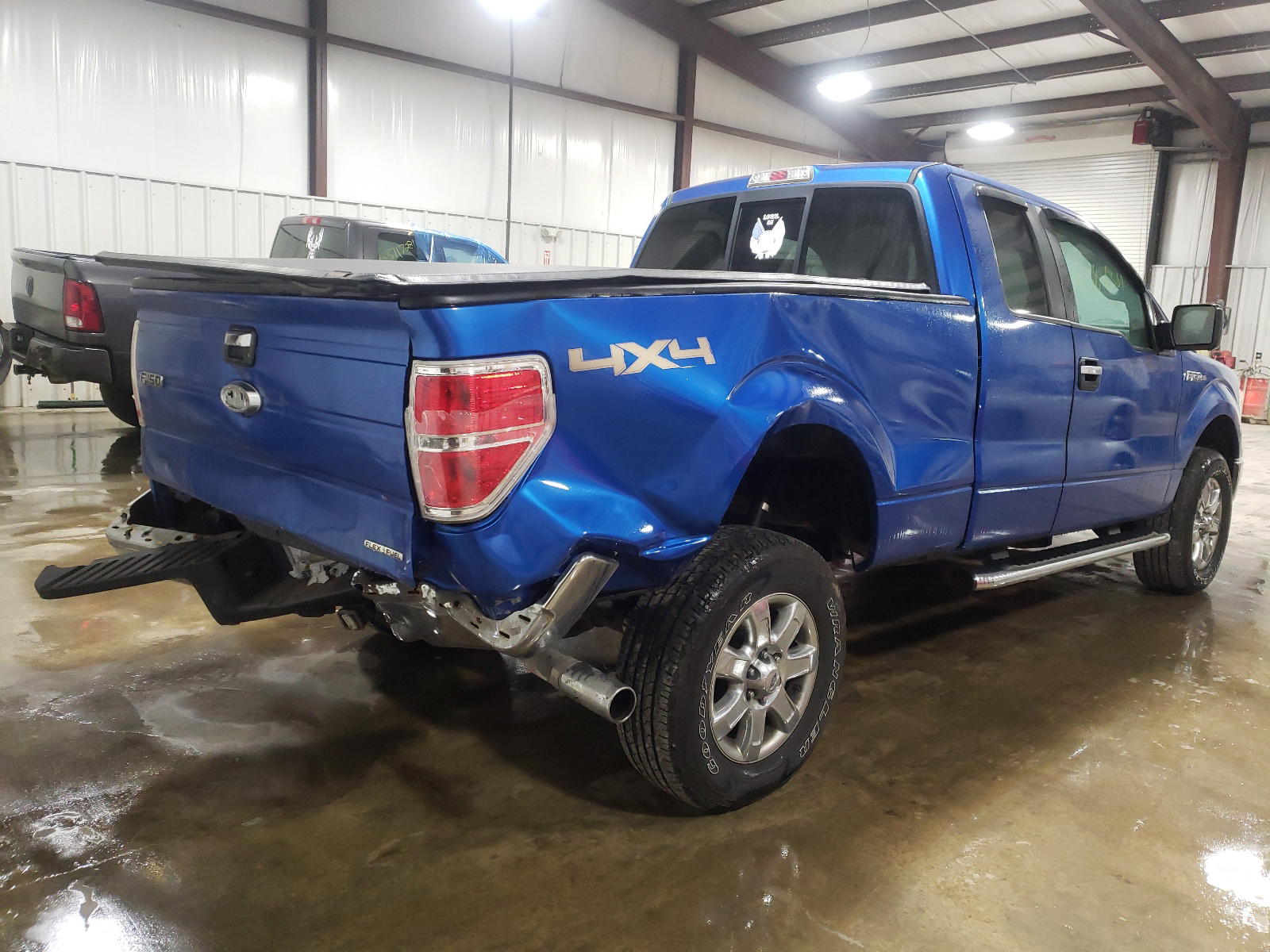 Photo 4 from auction – 2013 FORD F150 SUPER with VIN 1FTFX1EF1DFC85979