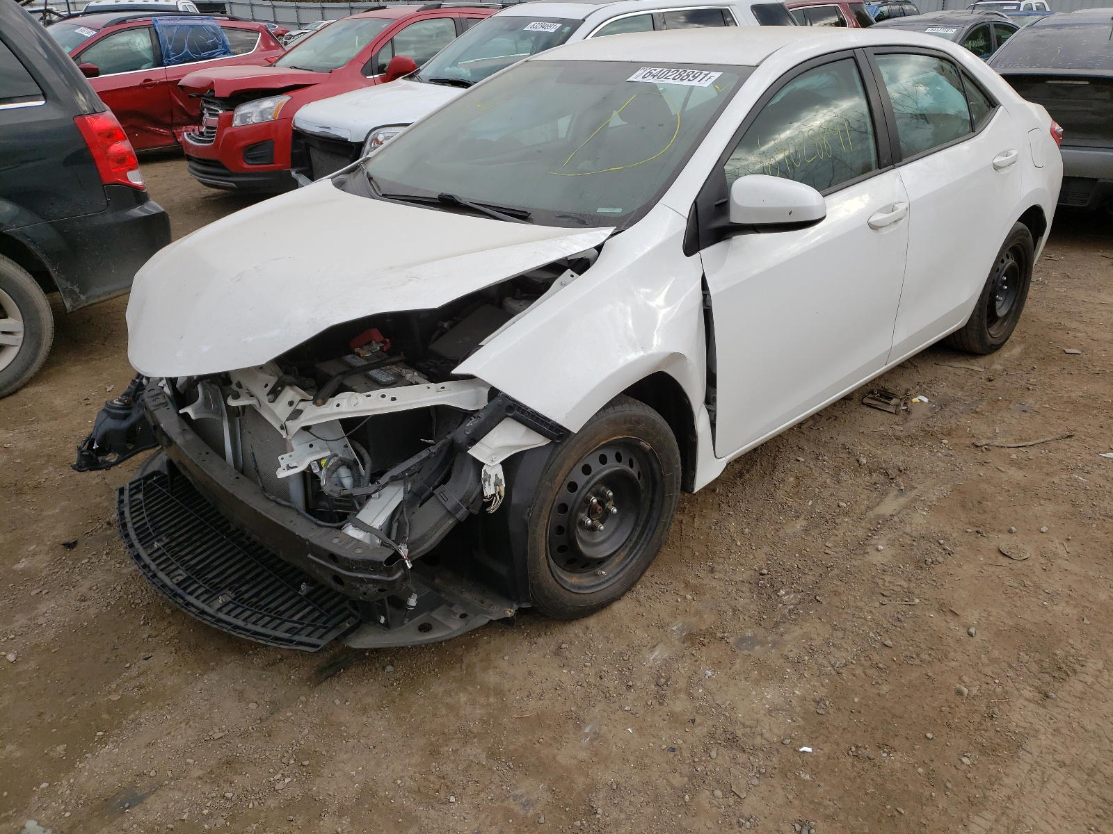 Photo 2 from auction – 2014 TOYOTA COROLLA L with VIN 2T1BURHE5EC213797