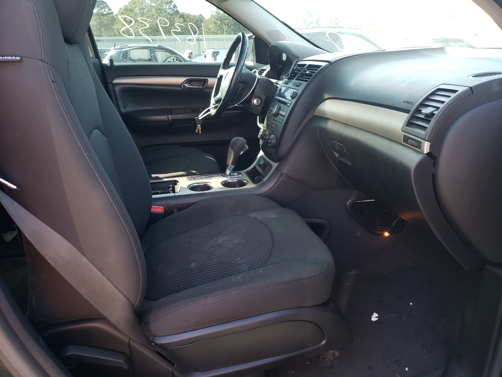 Photo 5 from auction – 2008 SATURN OUTLOOK XE with VIN 5GZER13708J221547