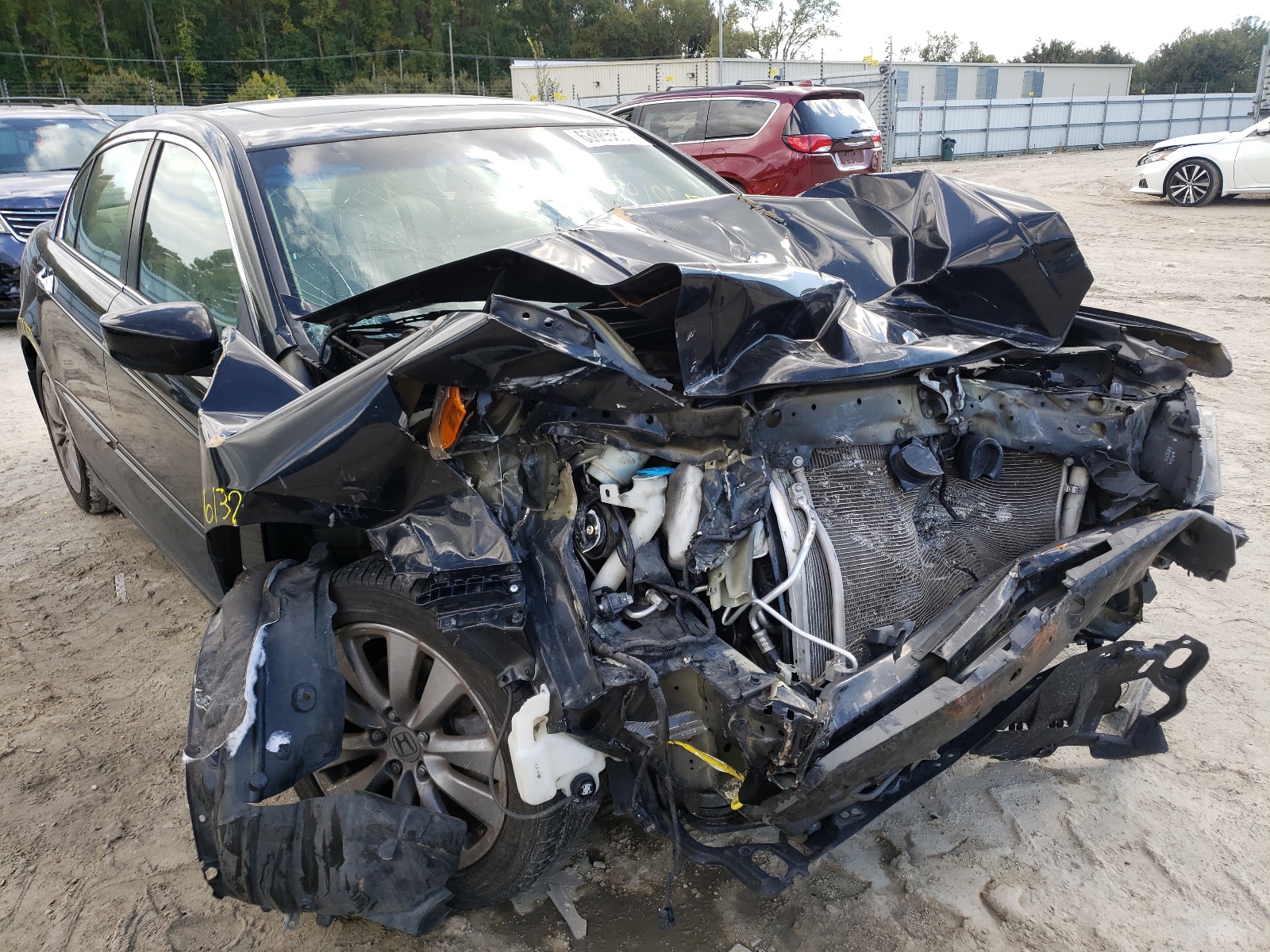 HONDA ACCORD EXL 2012 with VIN 1HGCP3F81CA039008 - Photo from auction