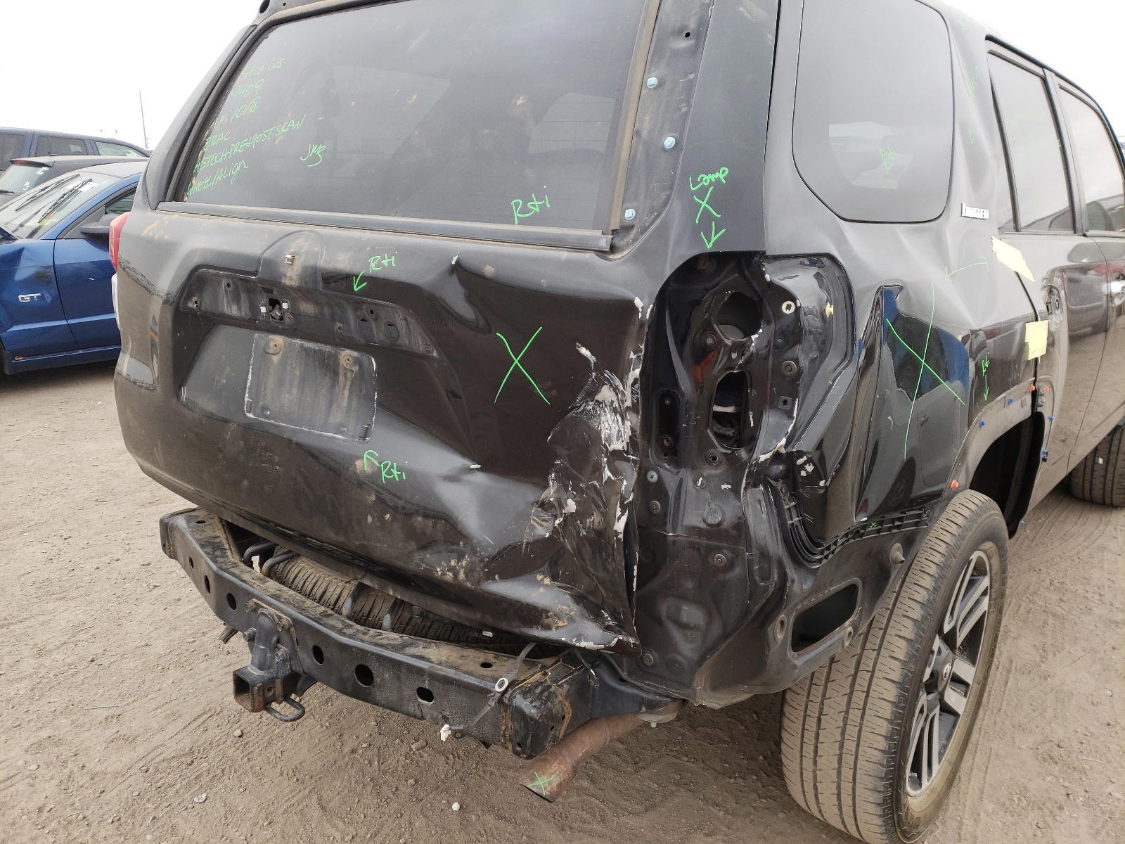 Photo 9 from auction – 2013 TOYOTA 4RUNNER SR with VIN JTEBU5JR7D5128859