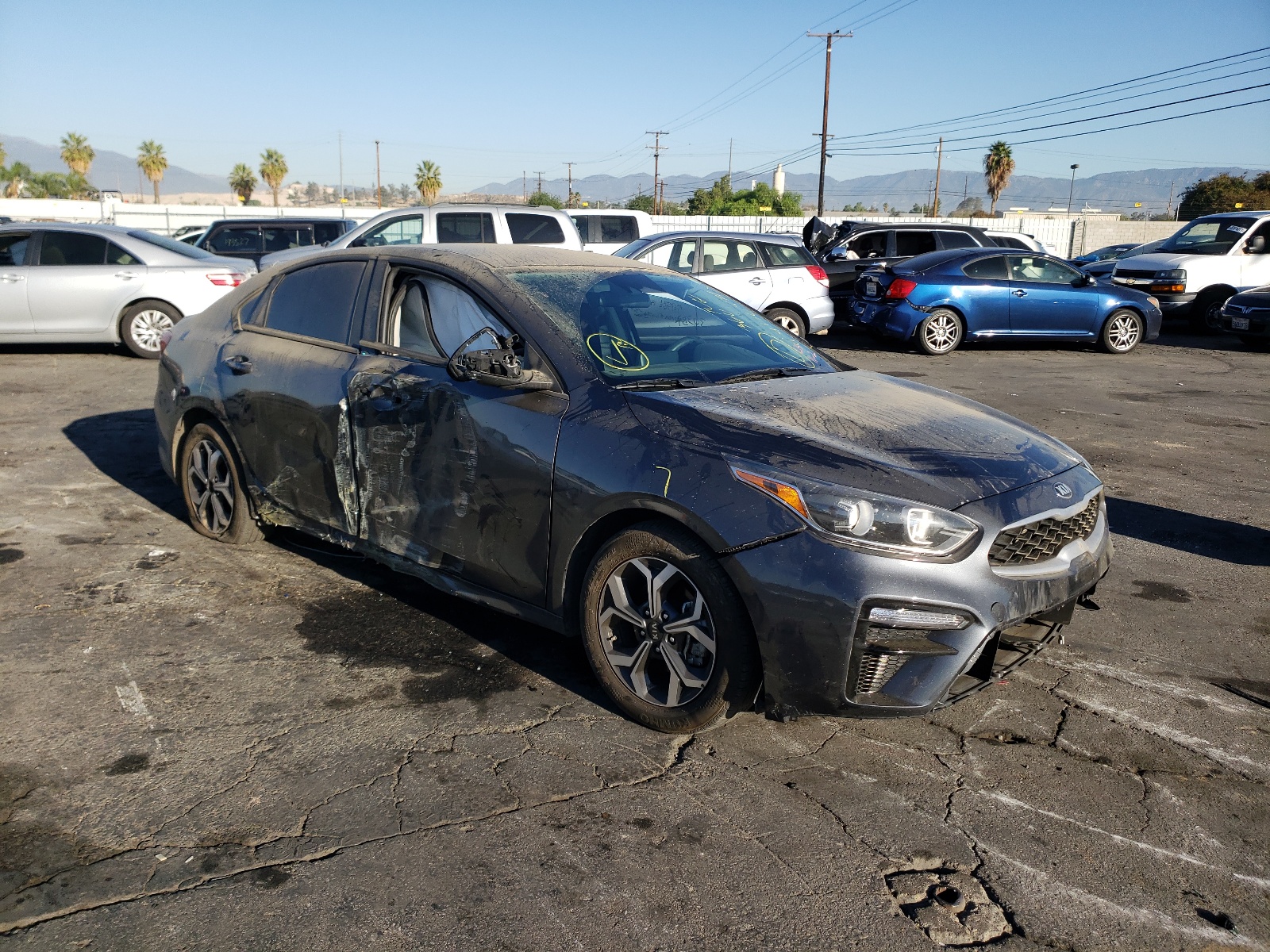 Photo 1 from auction – 2020 KIA FORTE FE with VIN 3KPF24AD0LE170934
