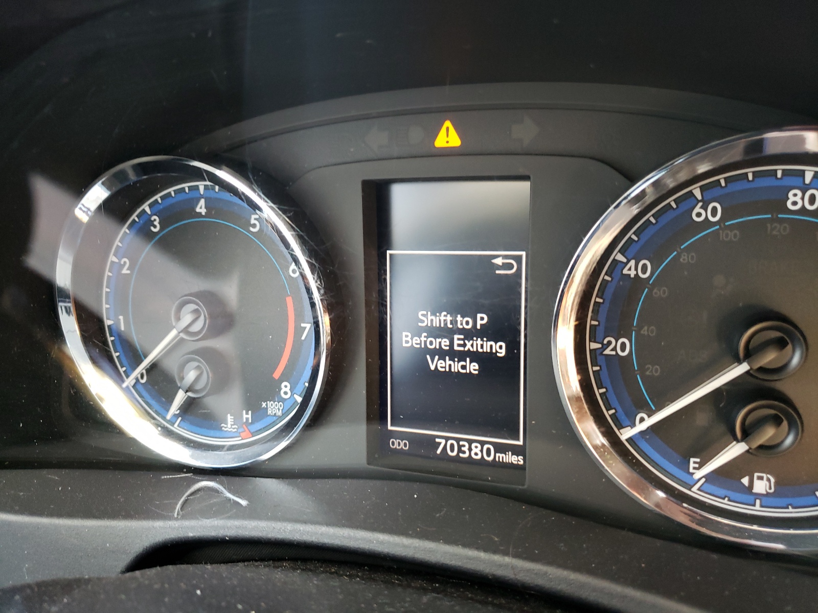 Photo 8 from auction – 2017 TOYOTA COROLLA L with VIN 2T1BURHE1HC777936