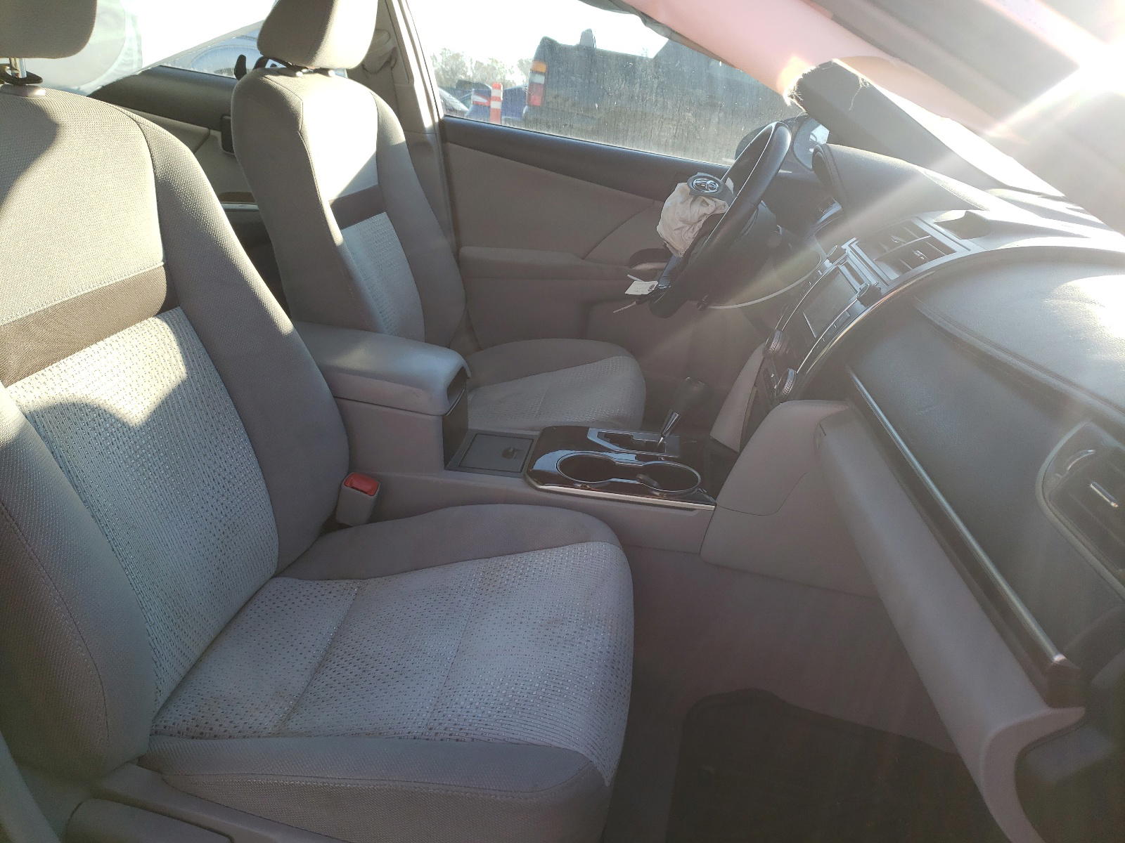 Photo 5 from auction – 2012 TOYOTA CAMRY BASE with VIN 4T1BF1FK3CU089531
