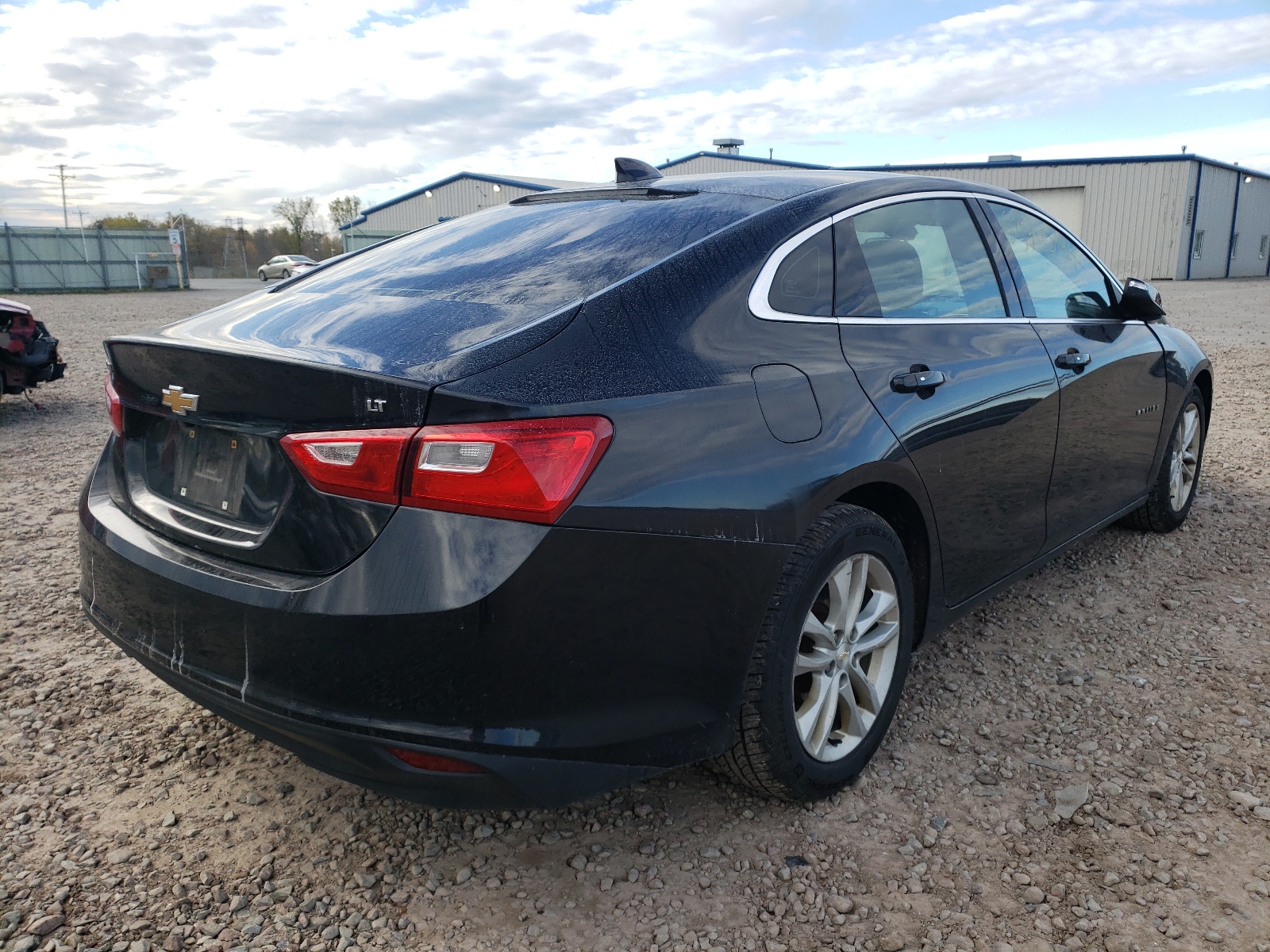Photo 4 from auction – 2017 CHEVROLET MALIBU LT with VIN 1G1ZE5ST5HF119435