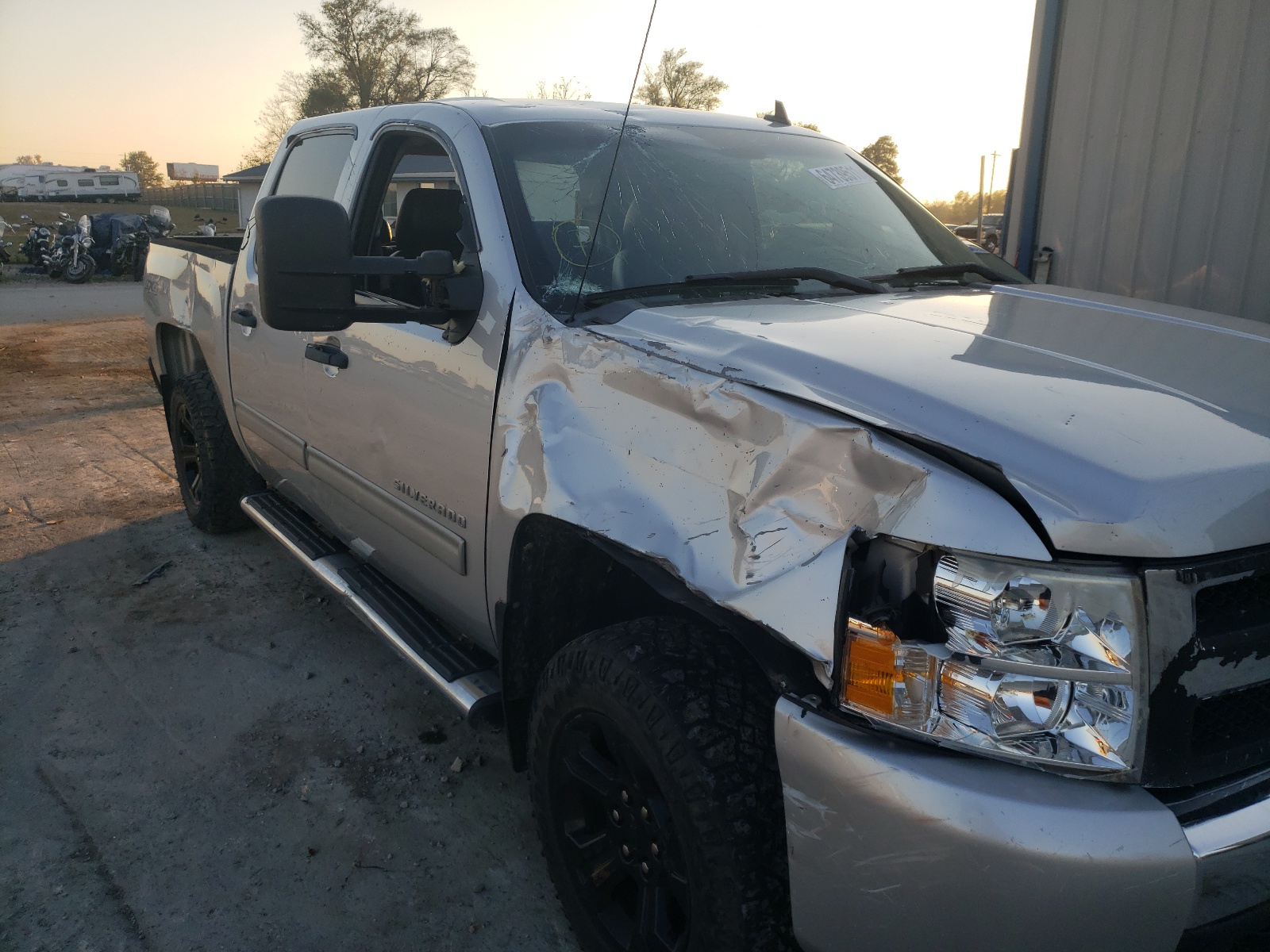 Photo 9 from auction – 2011 CHEVROLET SILVERADO with VIN 3GCPKSE31BG180627