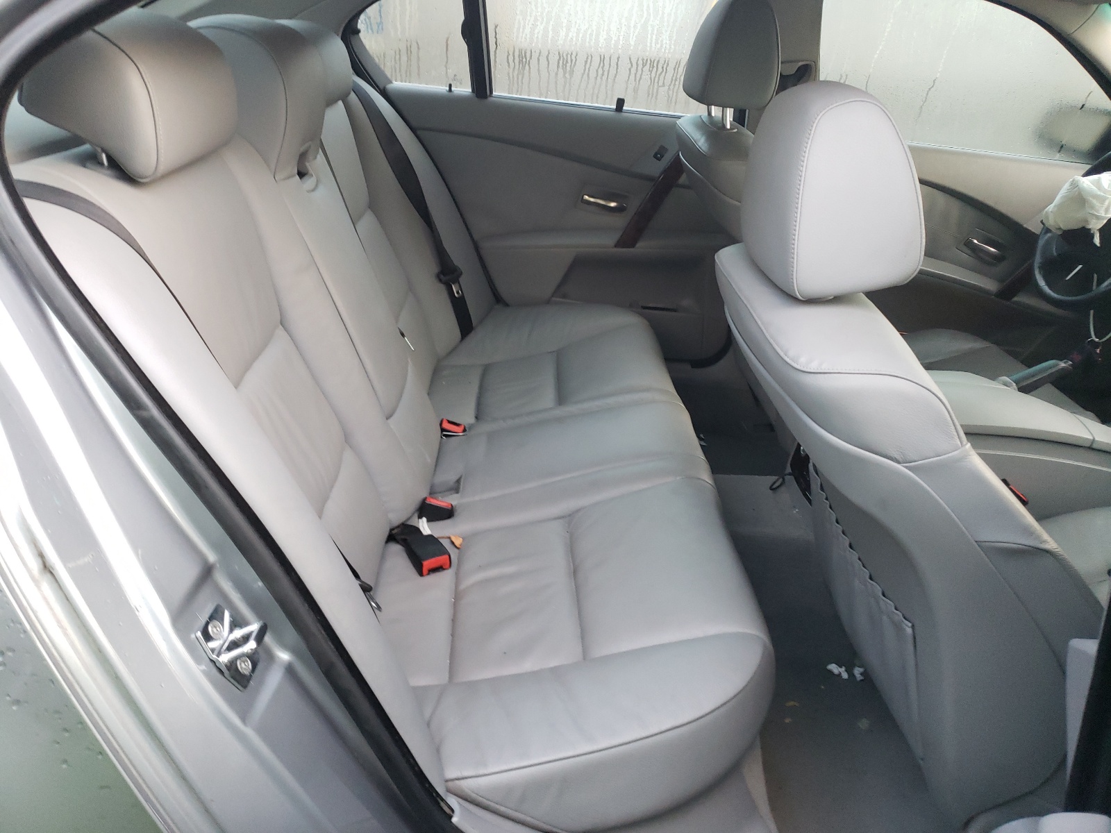 Photo 6 from auction – 2007 BMW 530 XI with VIN WBANF73507CU27642