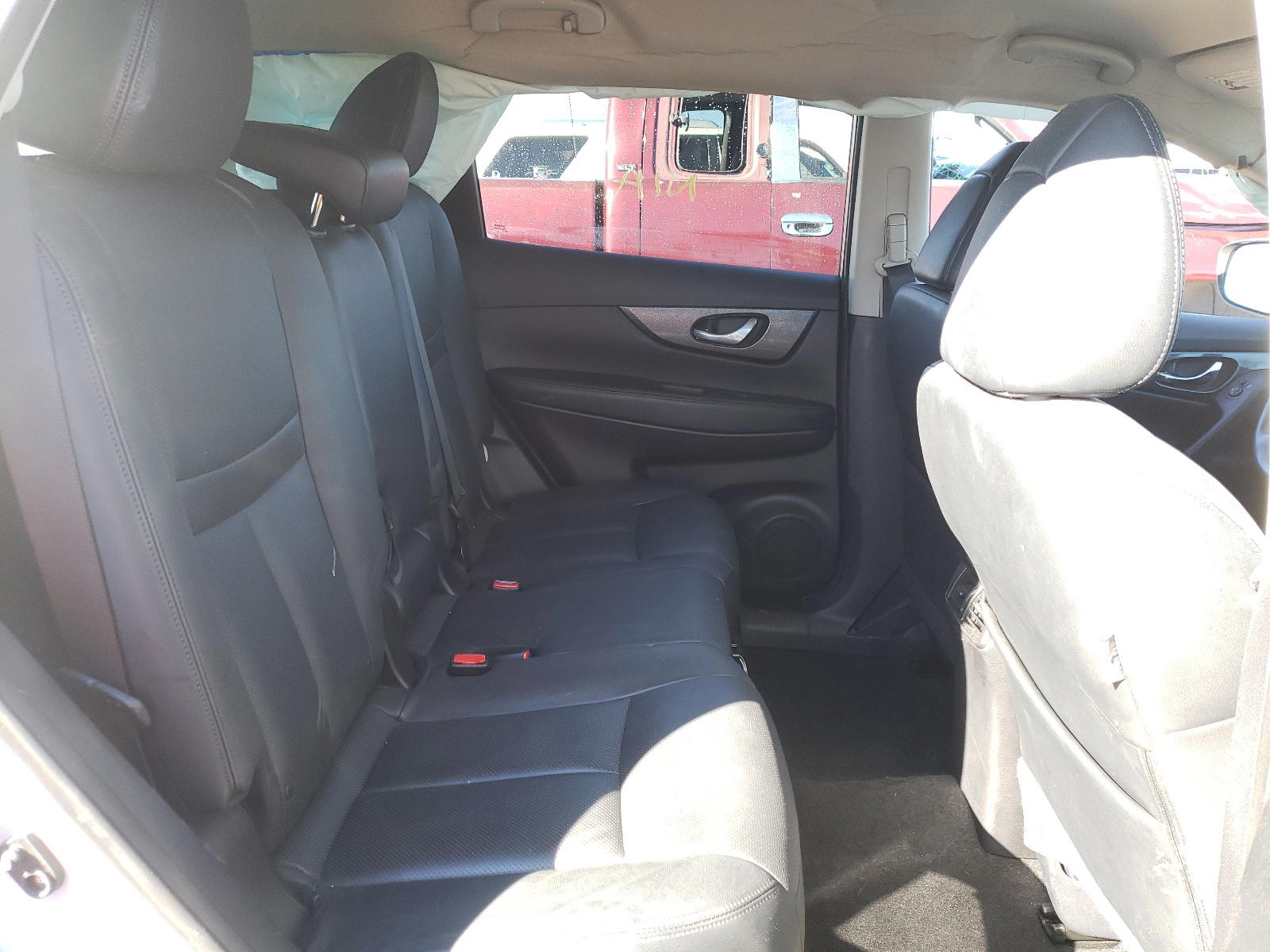Photo 6 from auction – 2014 NISSAN ROGUE S with VIN 5N1AT2MVXEC750181