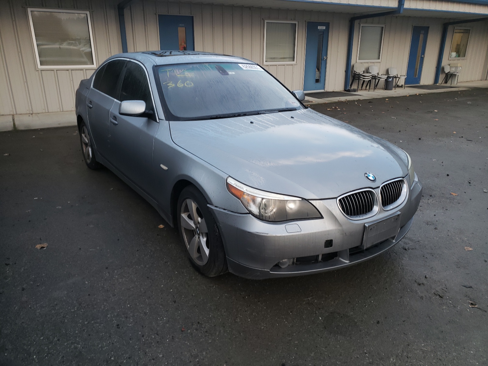 BMW 530 XI 2007 with VIN WBANF73507CU27642 - Photo from auction