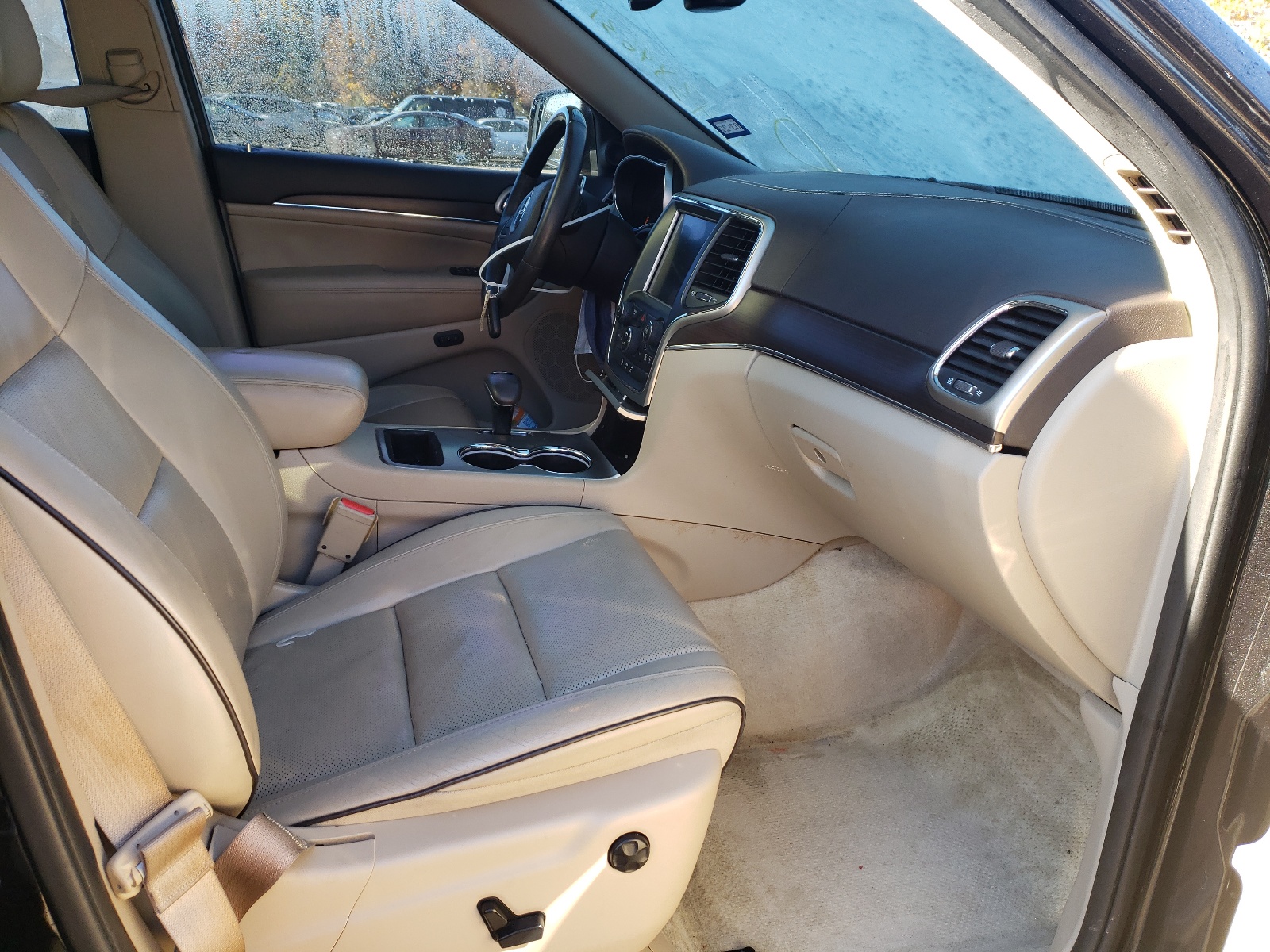Photo 5 from auction – 2015 JEEP GRAND CHER with VIN 1C4RJECG5FC783804