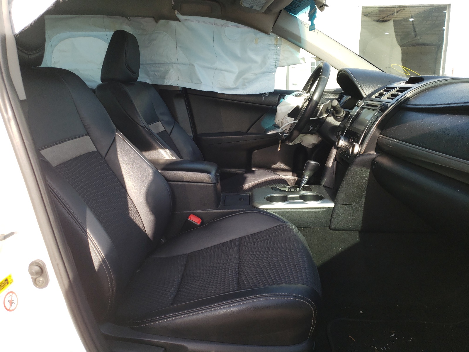 Photo 5 from auction – 2013 TOYOTA CAMRY L with VIN 4T1BF1FK9DU702091
