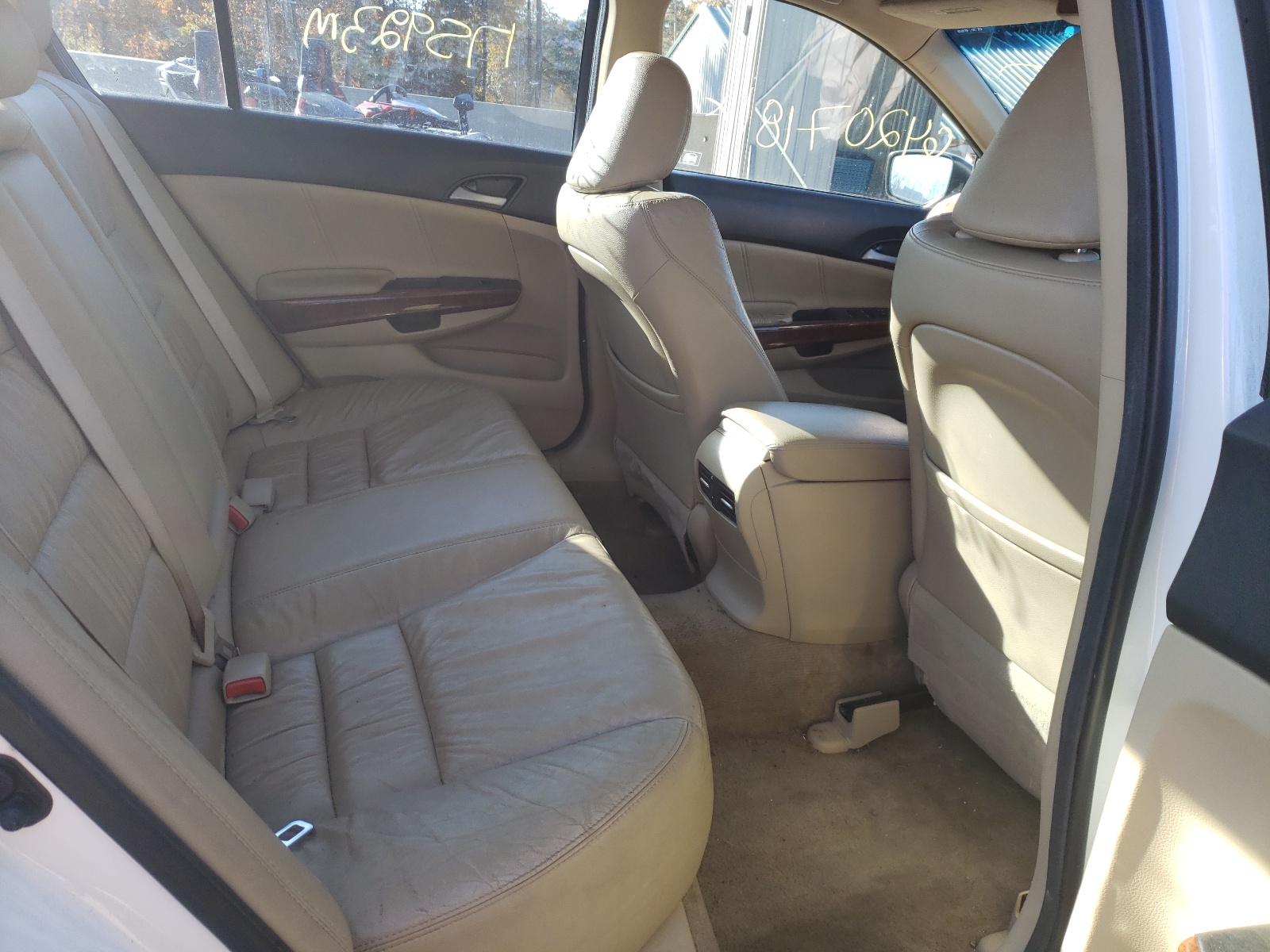 Photo 6 from auction – 2011 HONDA ACCORD EXL with VIN 1HGCP3F85BA032660