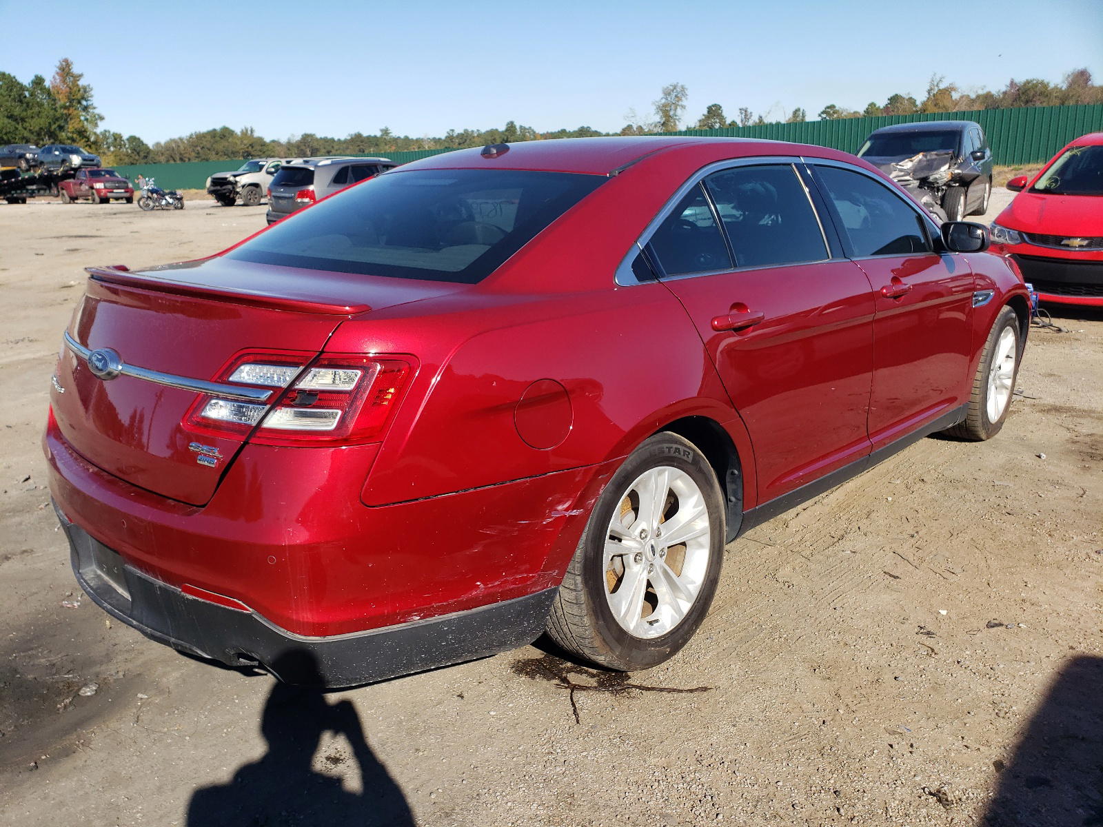 Photo 4 from auction – 2018 FORD TAURUS SEL with VIN 1FAHP2H82JG125035