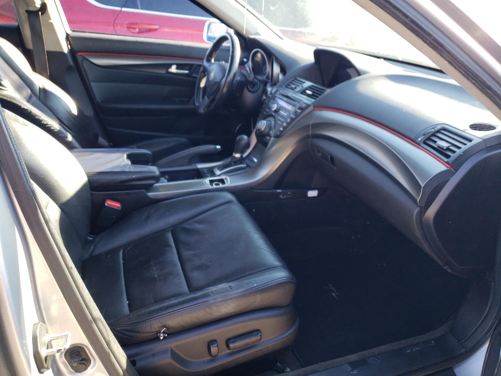 Photo 5 from auction – 2012 ACURA TL with VIN 19UUA8F78CA010857